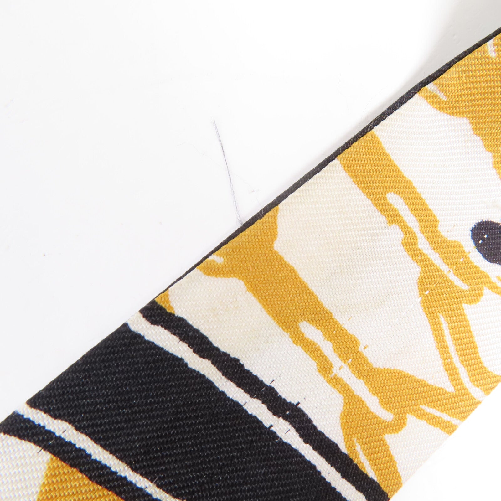 HERMES 絲質Jeu De Soie Twillon絲巾