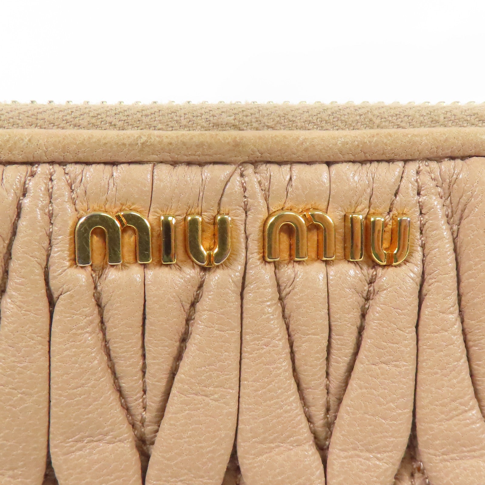 Miu Miu 羊皮皮革Card Case金扣卡片套