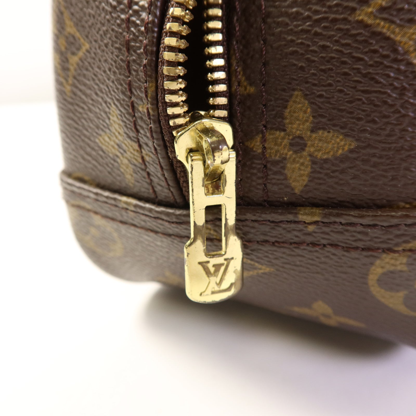 LOUIS VUITTON Monogram Trouville金扣手挽袋