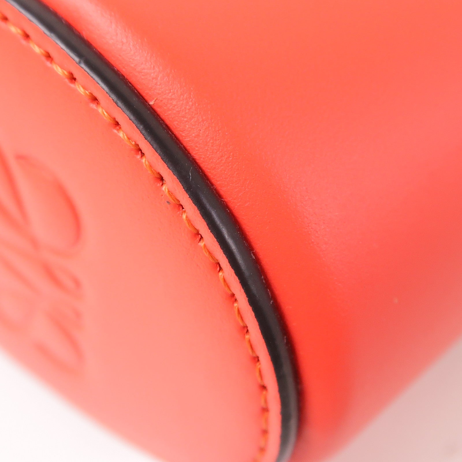 LOEWE 羊皮皮革Nano Balloon金扣手挽肩背兩用袋