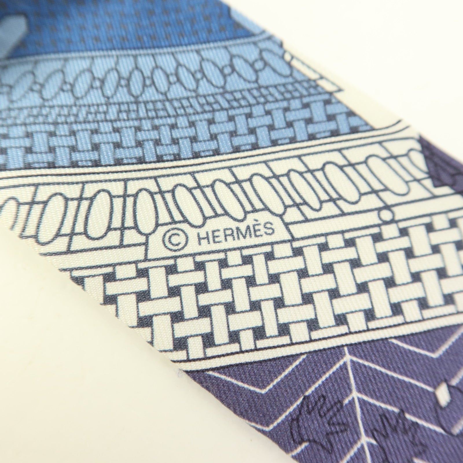 HERMES 絲質Twilly絲巾