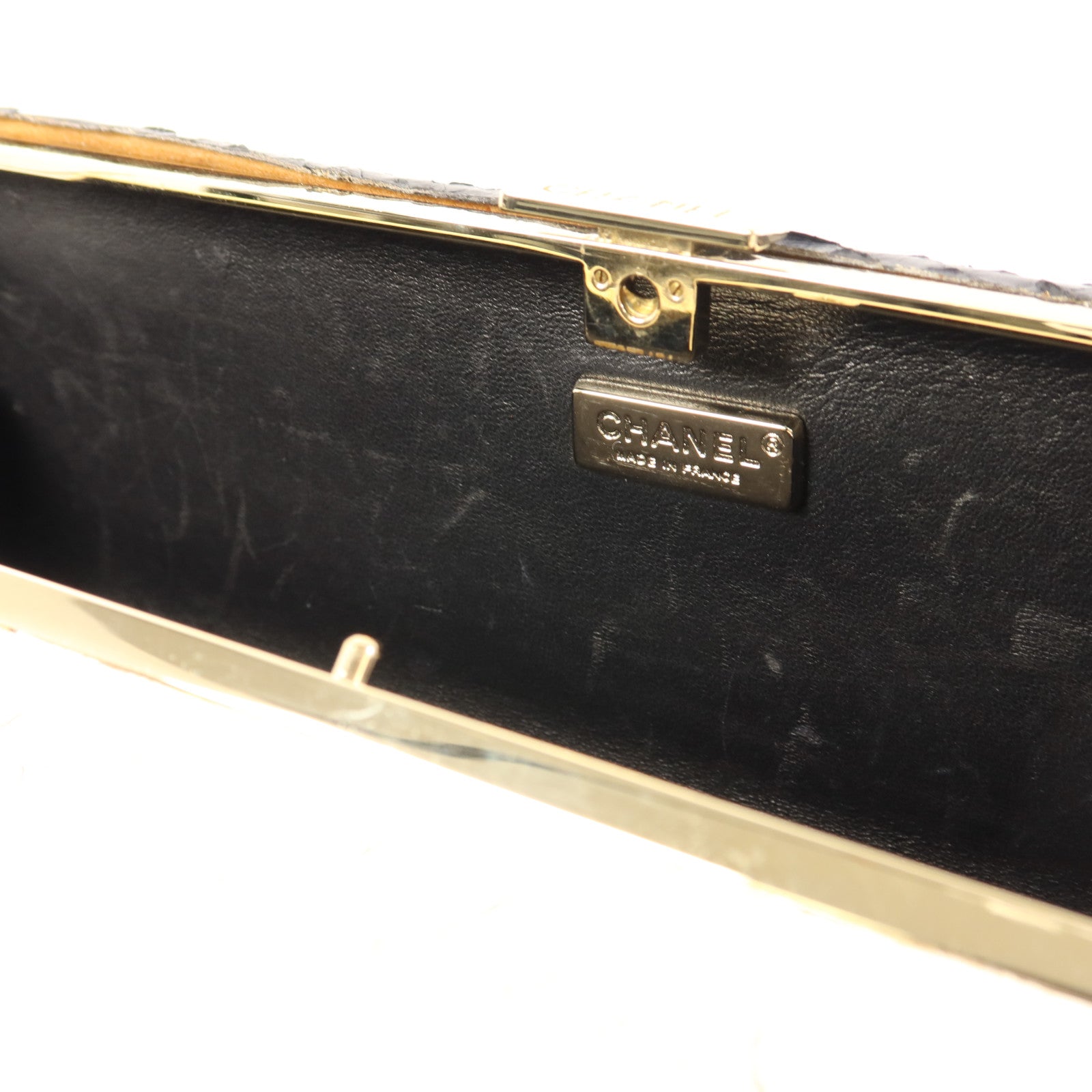 CHANEL 蛇皮皮革Clutch Bag金扣手拿包