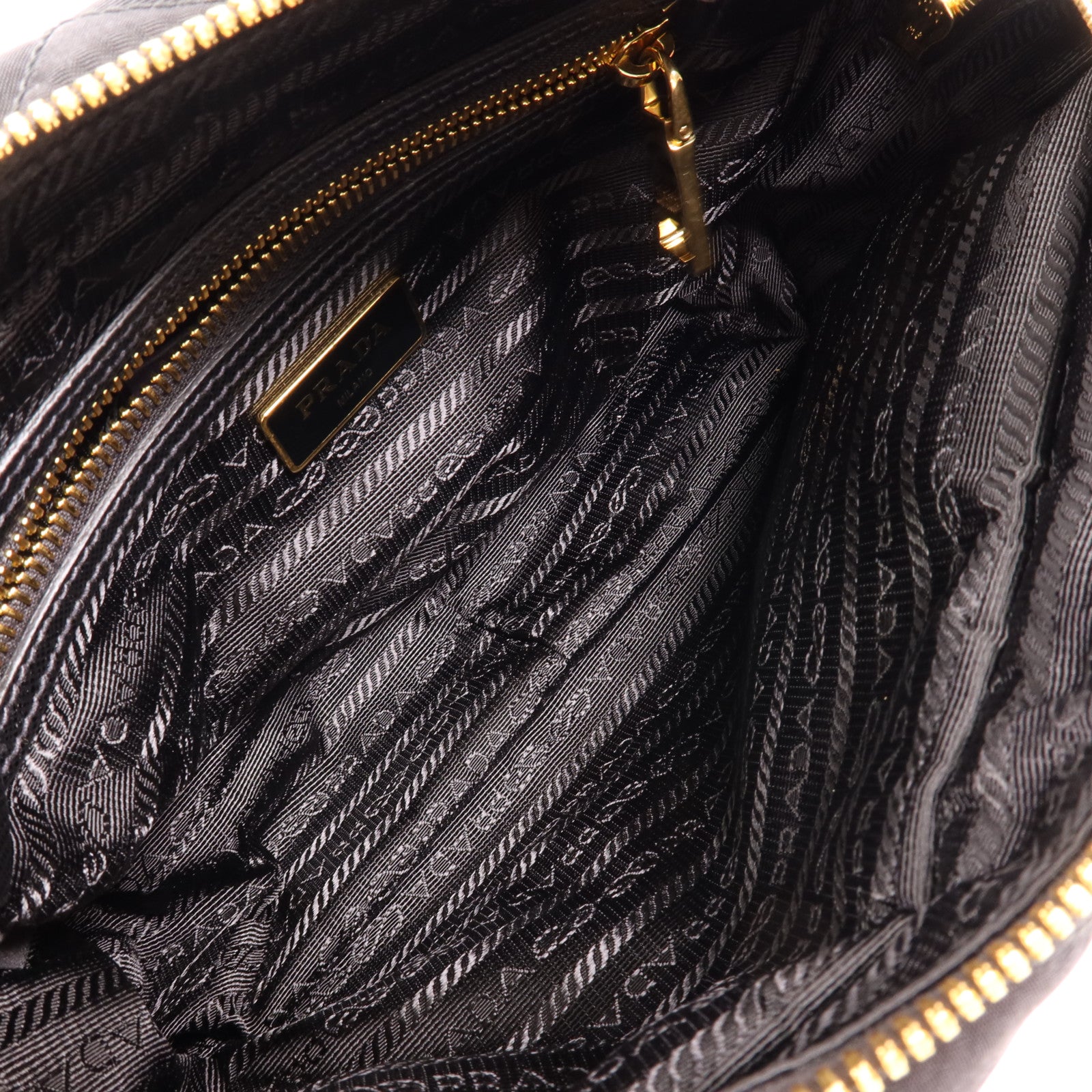 PRADA 尼龍Camera Bag金扣肩背袋