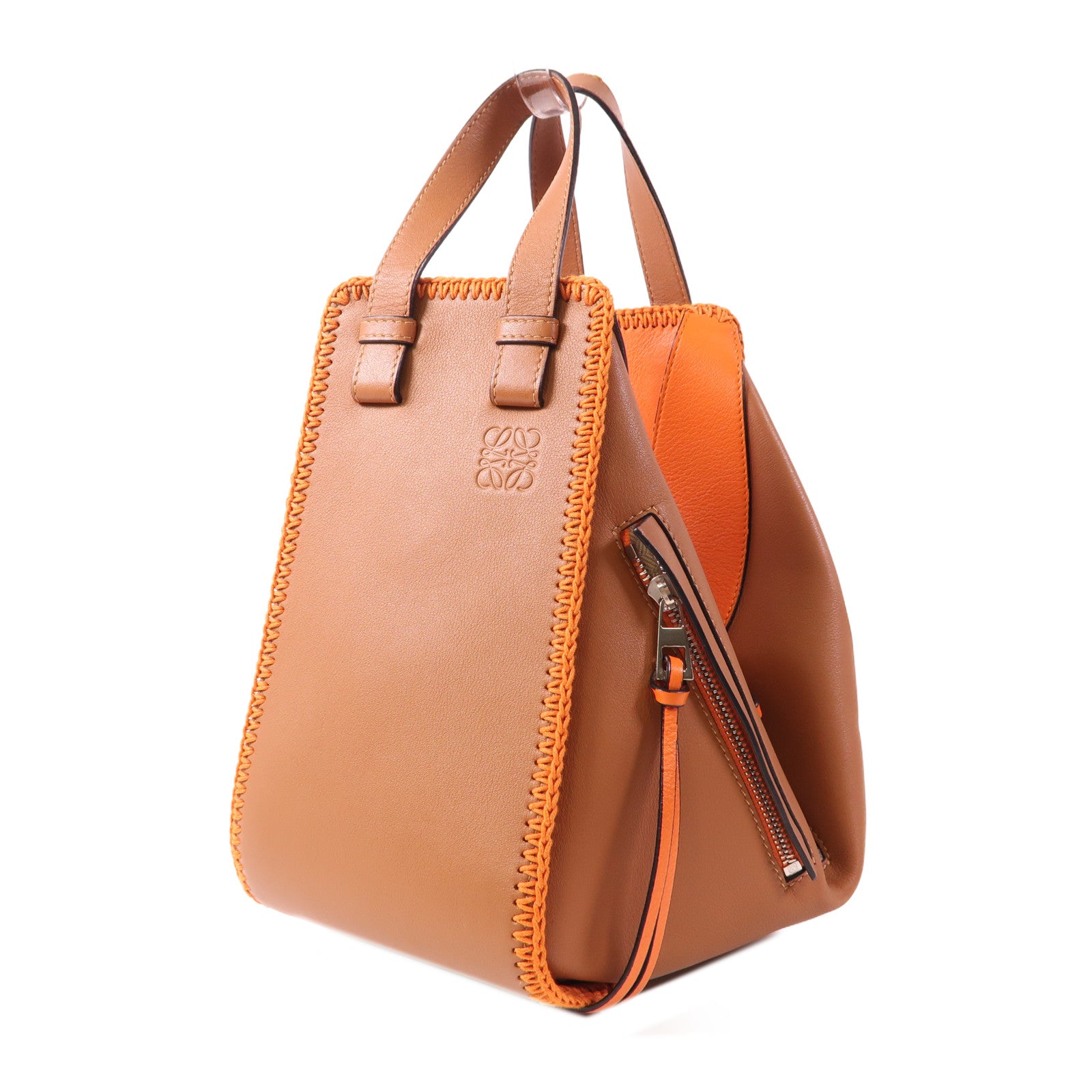 LOEWE 牛皮皮革Hammock Small銀扣手挽肩背兩用袋