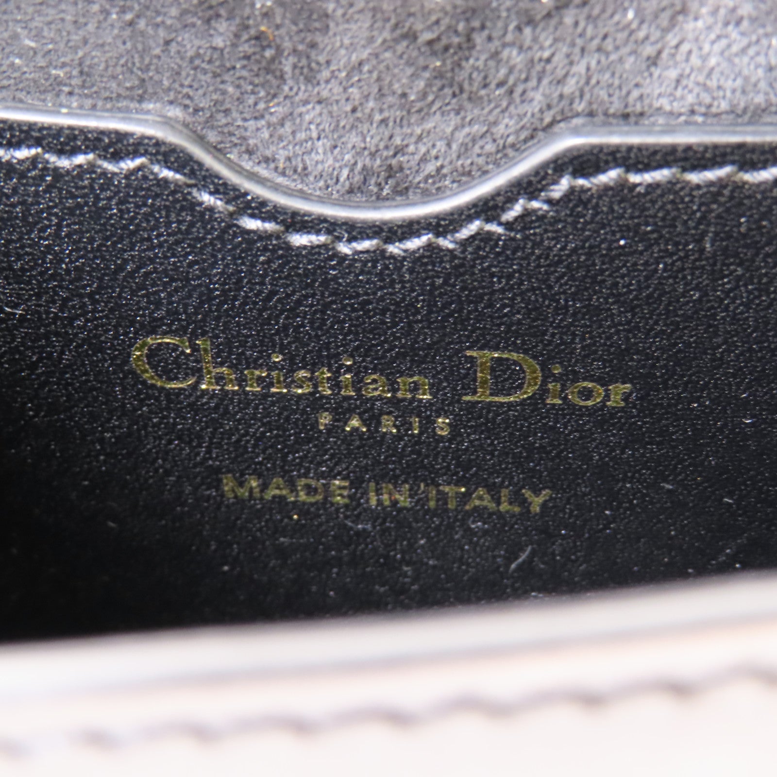 Dior 牛皮皮革Mini Bobby金扣肩背袋