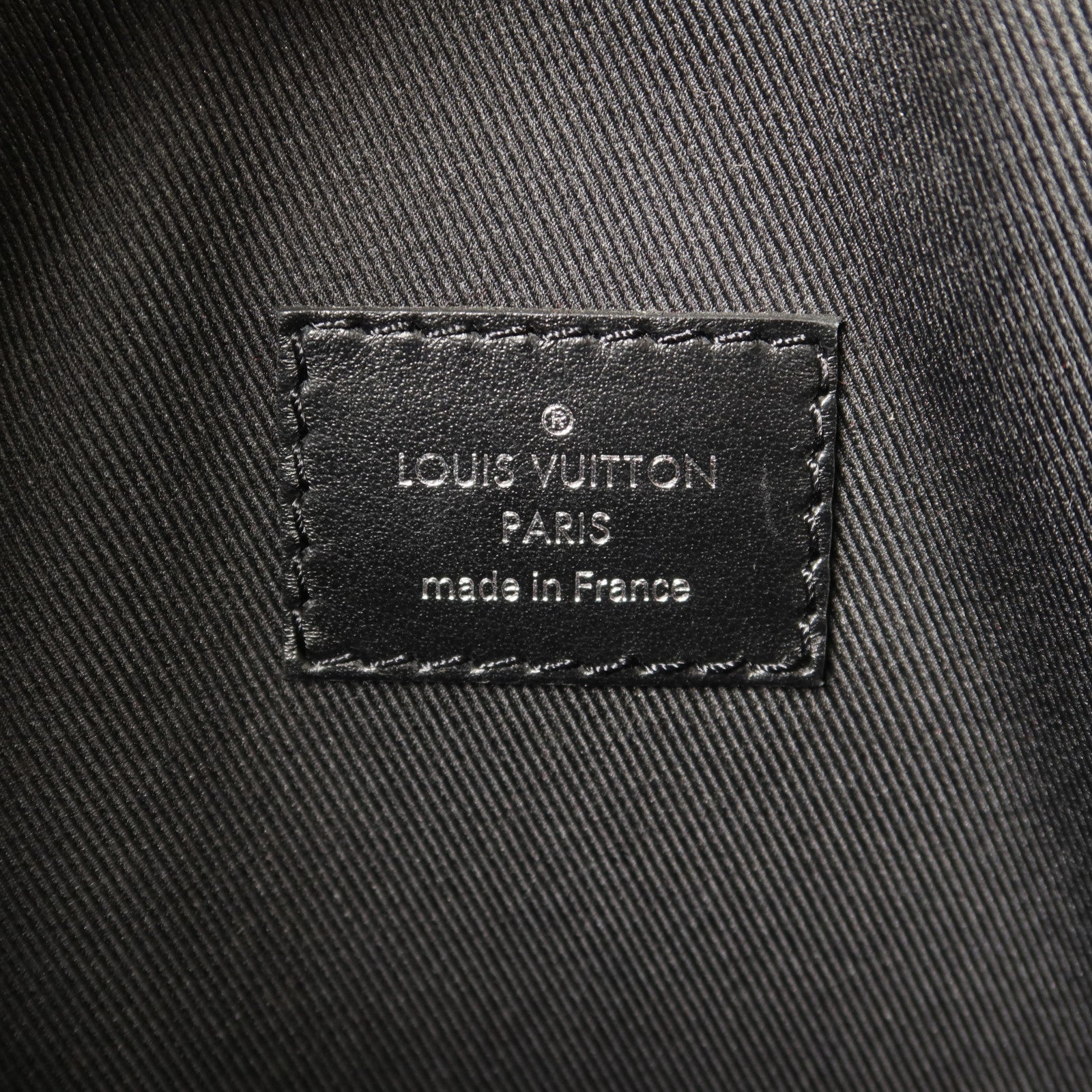 LOUIS VUITTON Monogram Eclipse Soft Trunk肩背袋