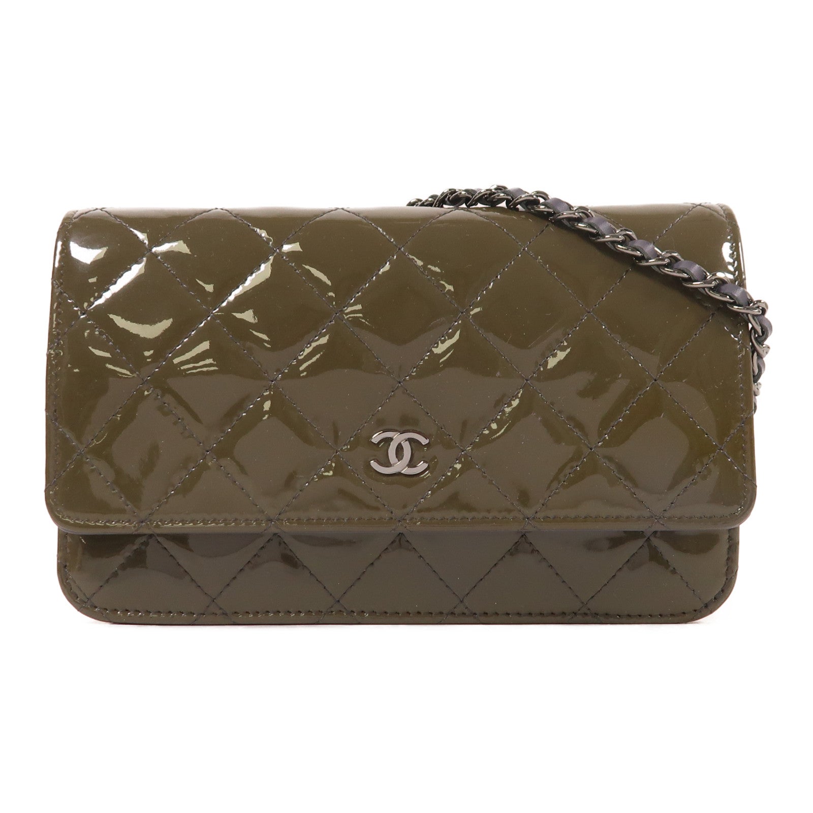 CHANEL 漆皮皮革WOC Wallet On Chain銀扣鏈帶肩背袋