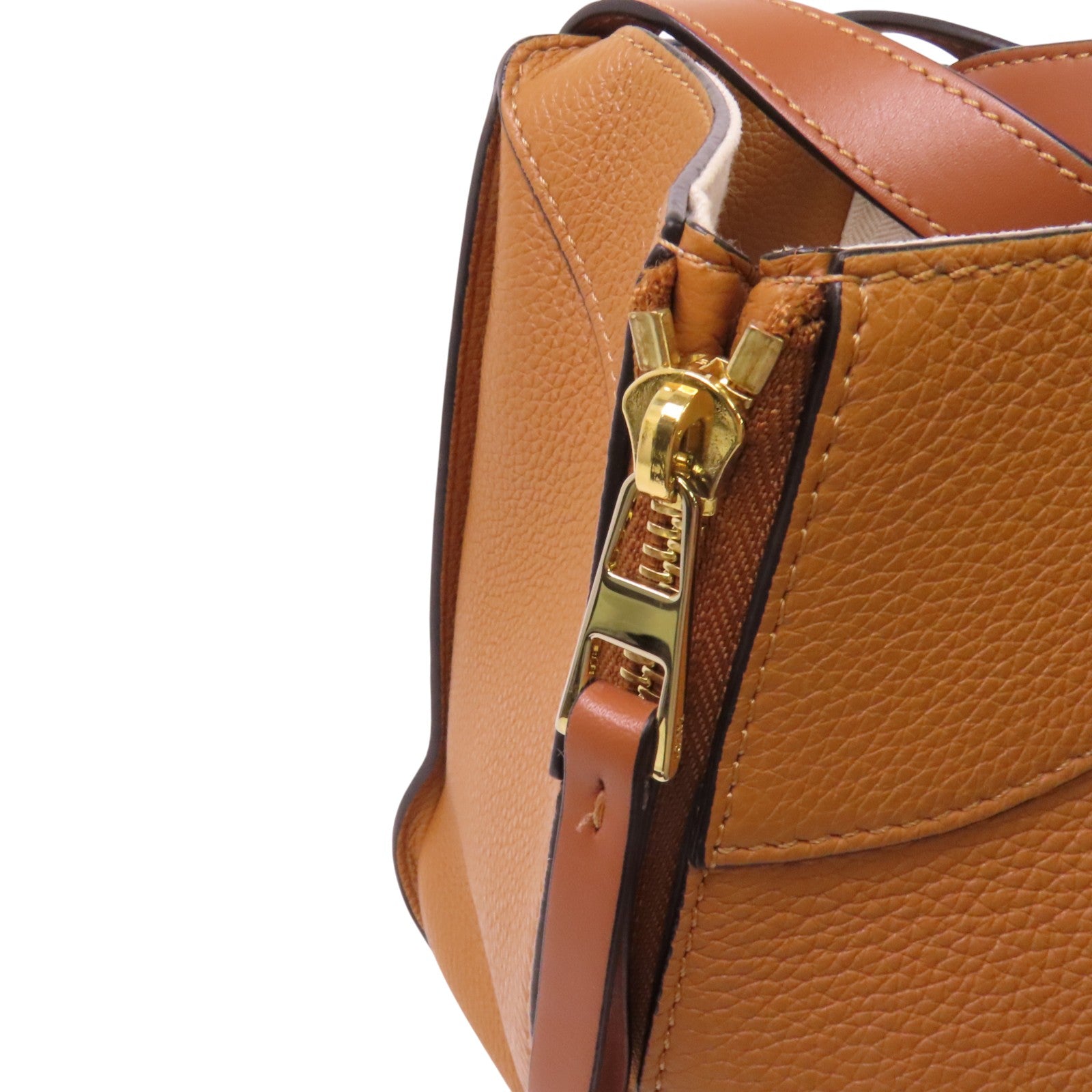 LOEWE 牛皮皮革Hammock Mini金扣手挽肩背兩用袋