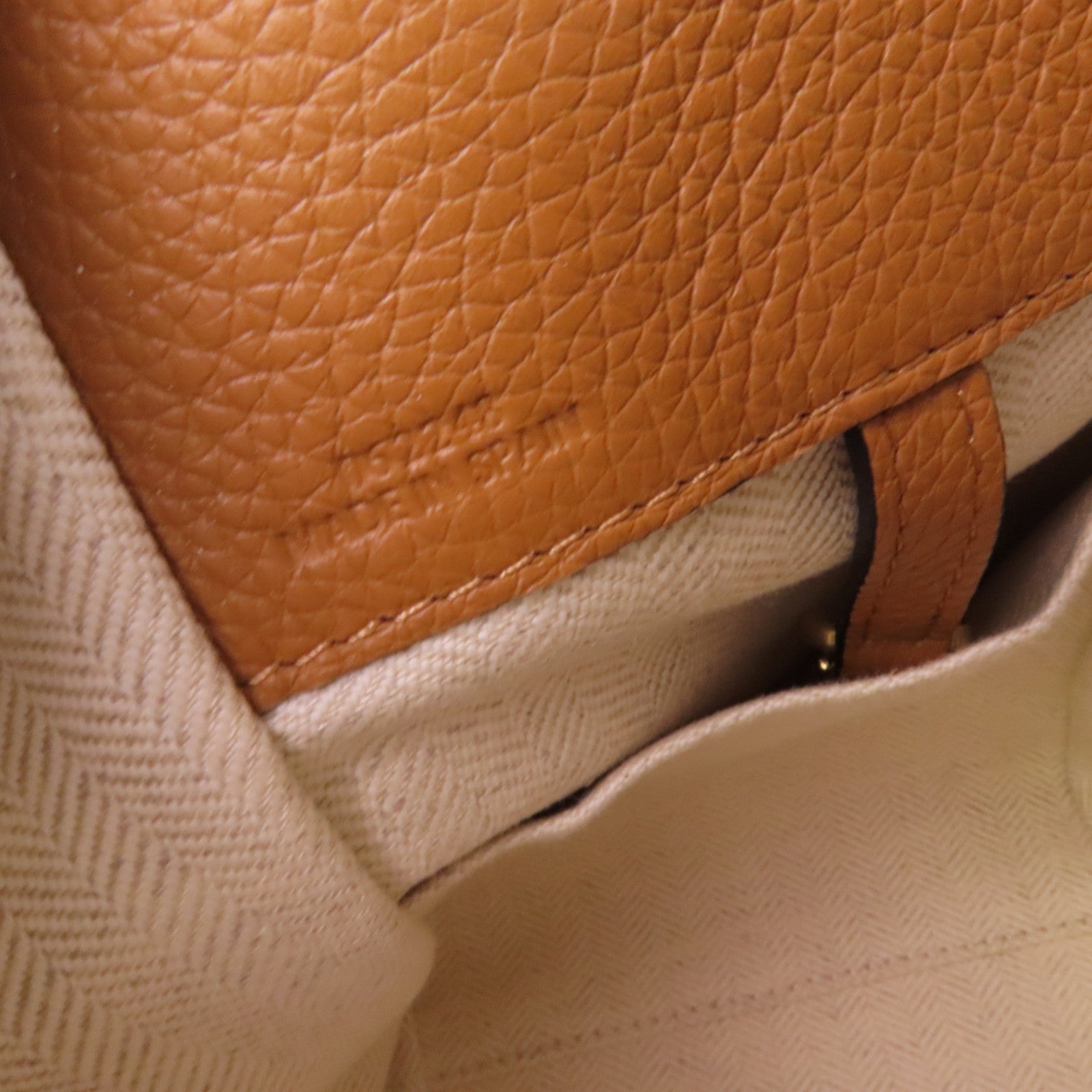 LOEWE 牛皮皮革Hammock Mini金扣手挽肩背兩用袋