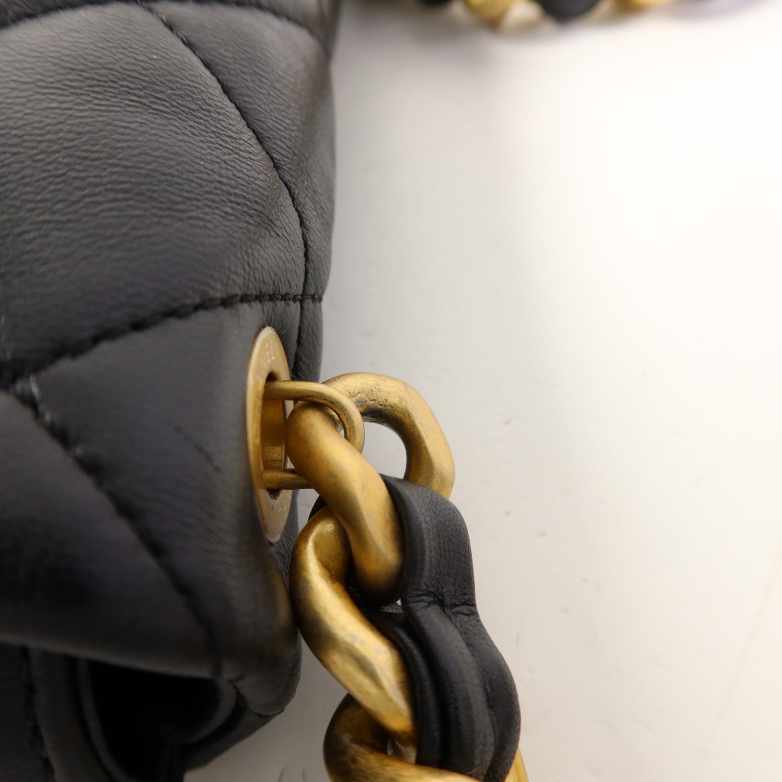 CHANEL 羊皮皮革Chain Shoulder Bag金扣鏈帶肩背袋