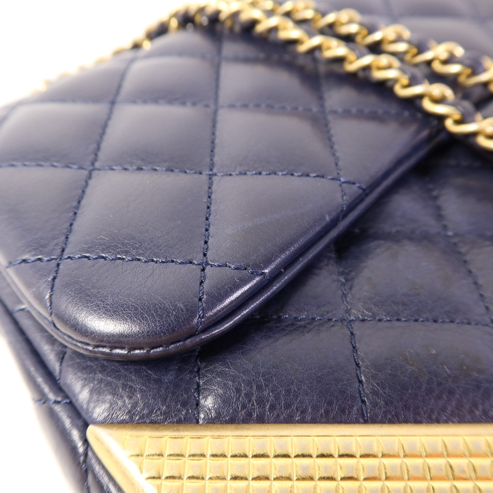 CHANEL 牛皮皮革Chain Shoulder Bag金扣鏈帶肩背袋