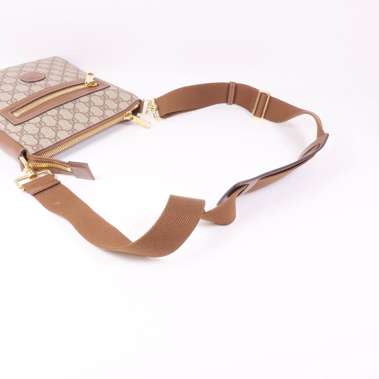 GUCCI 塗層帆布GG Supreme Messenger Bag金扣肩背袋