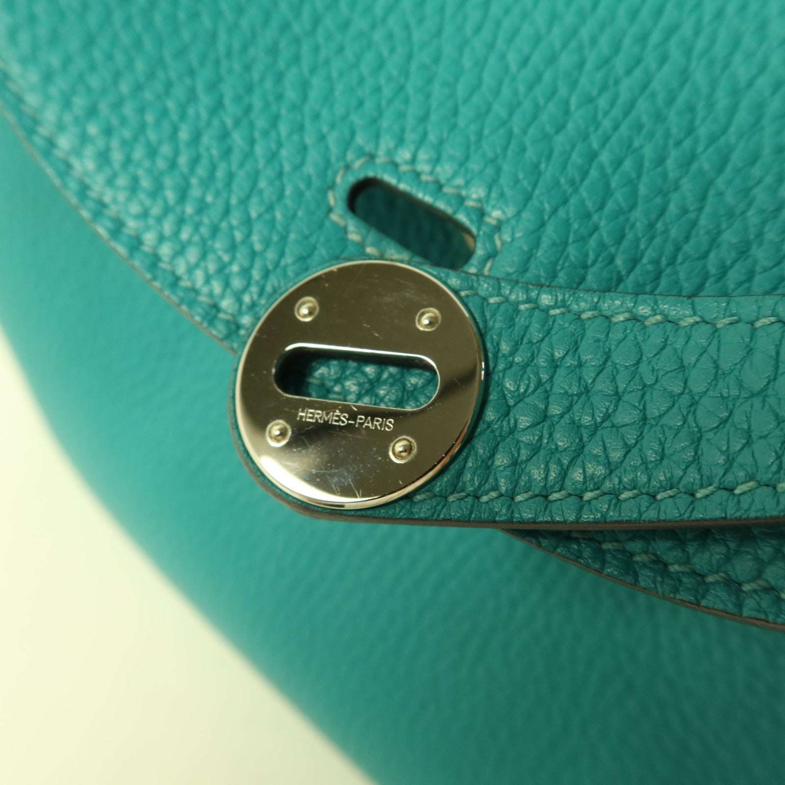 HERMES Clemence皮革Lindy 26銀扣手挽肩背兩用袋Bleu Paon