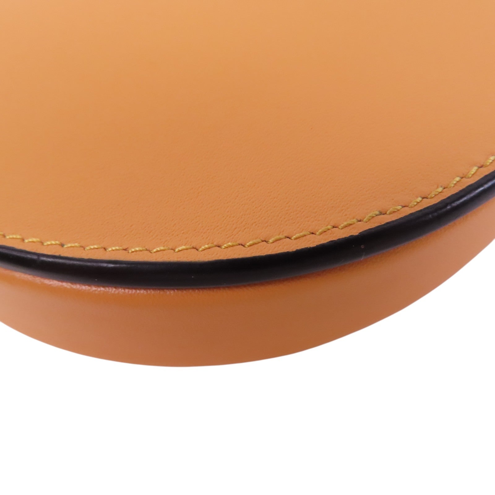 LOEWE 牛皮皮革Small Heel肩背袋