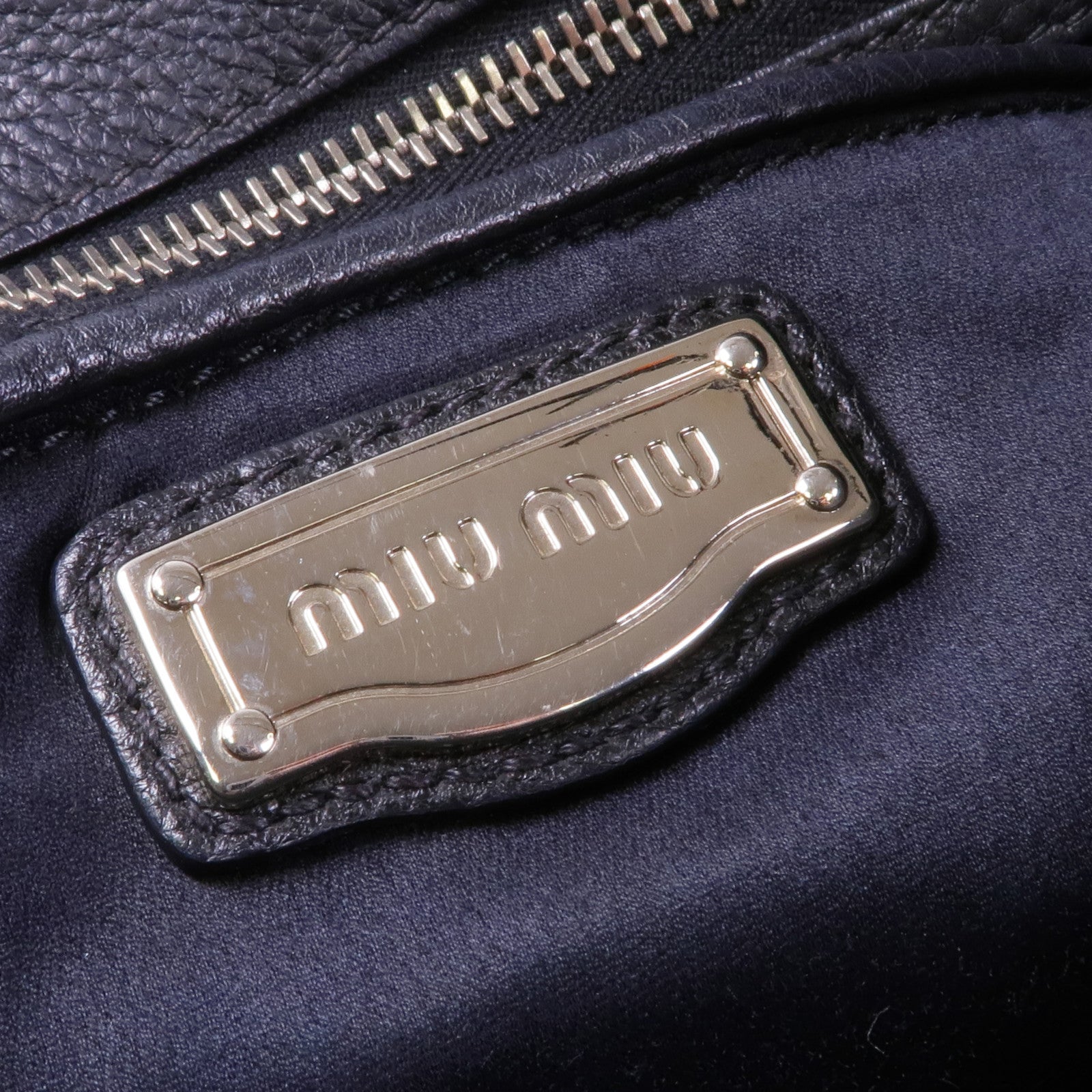 Miu Miu 牛皮皮革2 Way Shoulder銀扣手挽肩背兩用袋