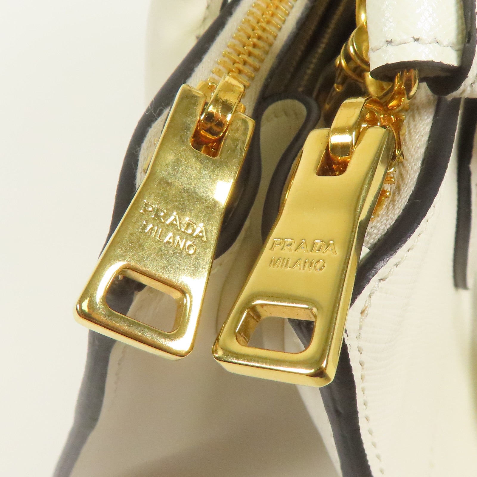 PRADA GHW 2way Shoulder Bag Calfskin Leather White