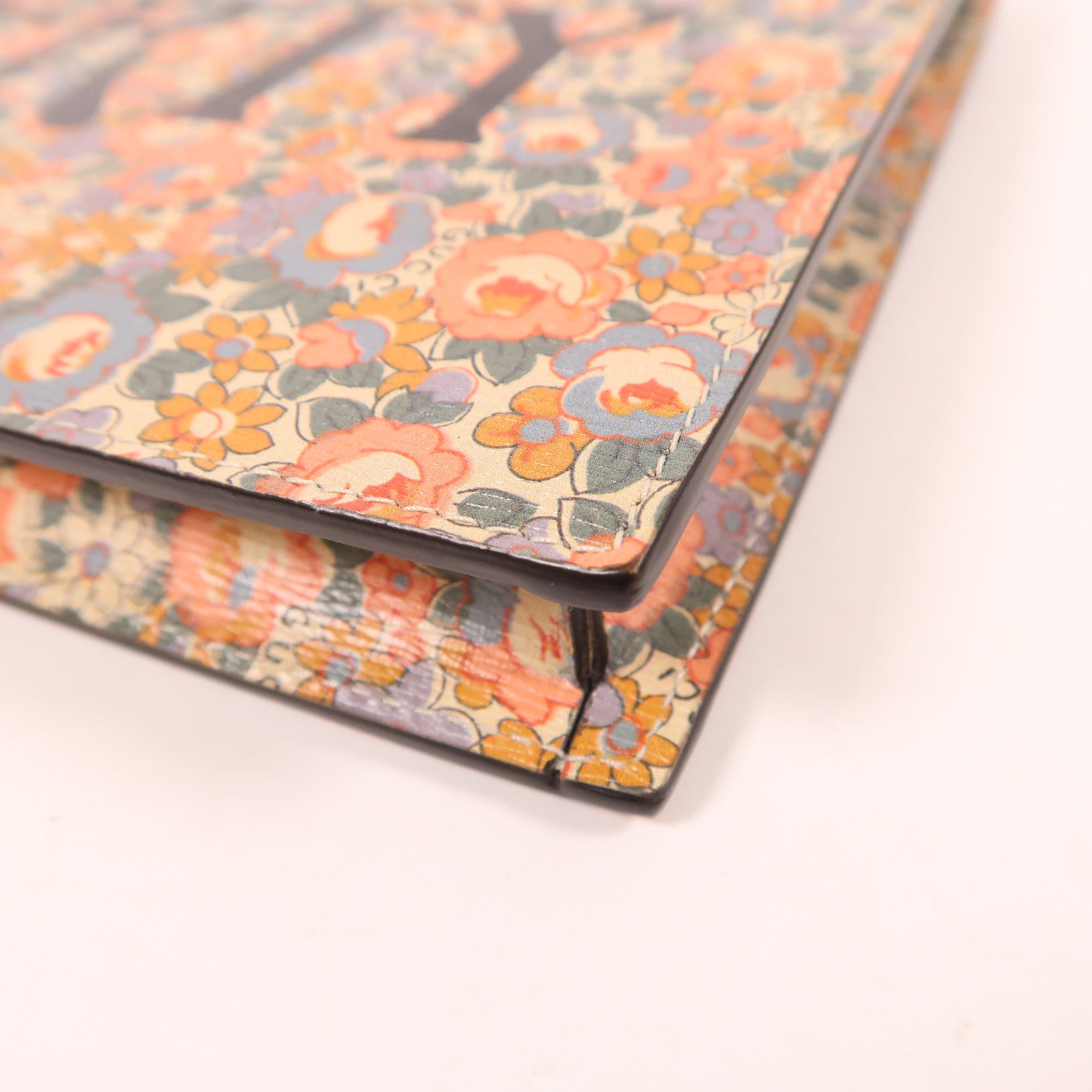 GUCCI 塗層帆布Pouch金扣手拿包