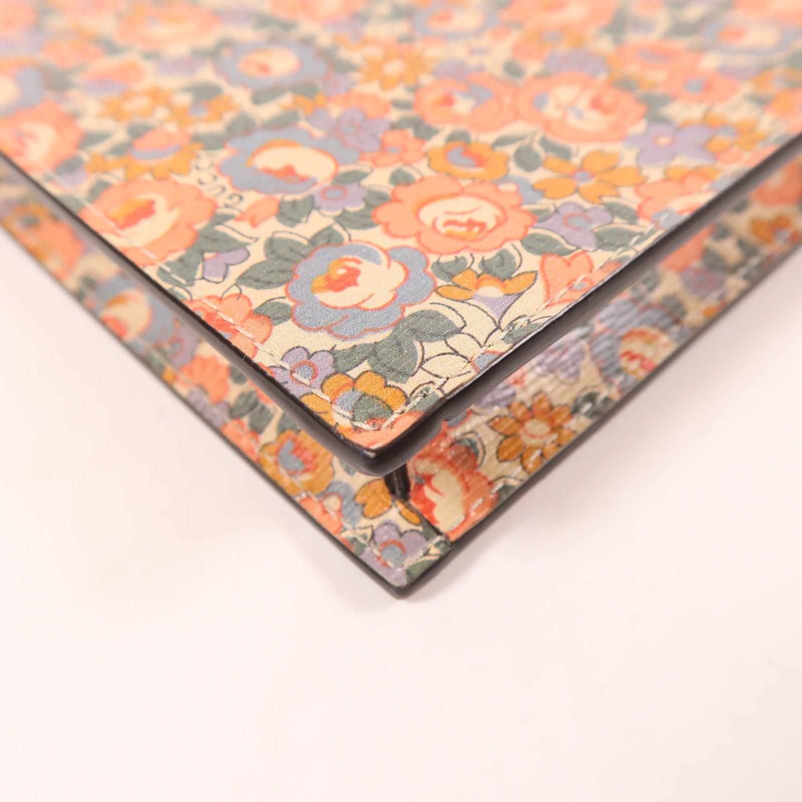 GUCCI 塗層帆布Pouch金扣手拿包