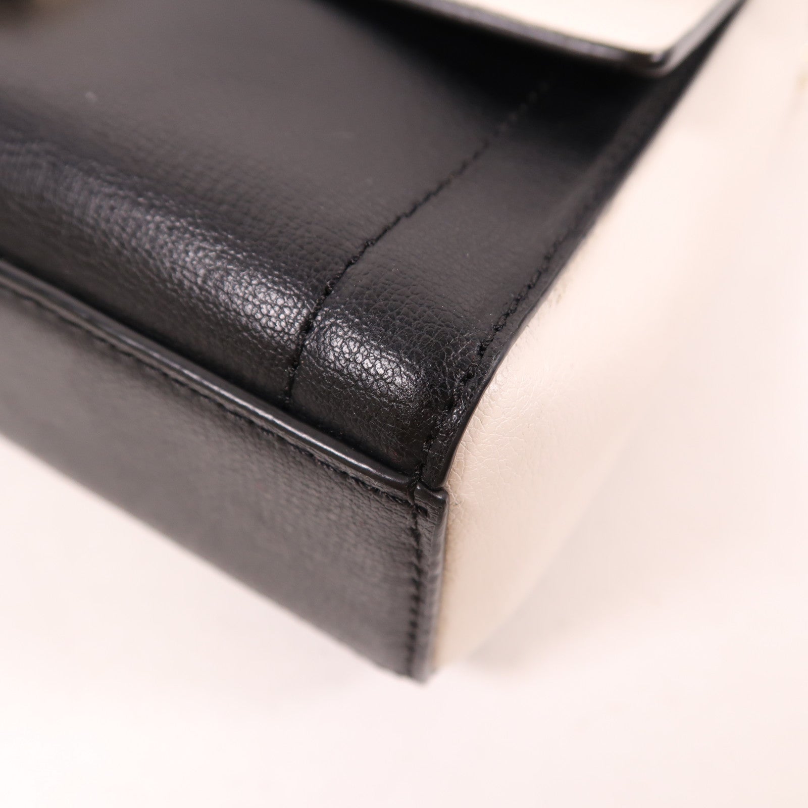 Michael Kors 牛皮皮革Chain Shoulder金扣鏈帶肩背袋