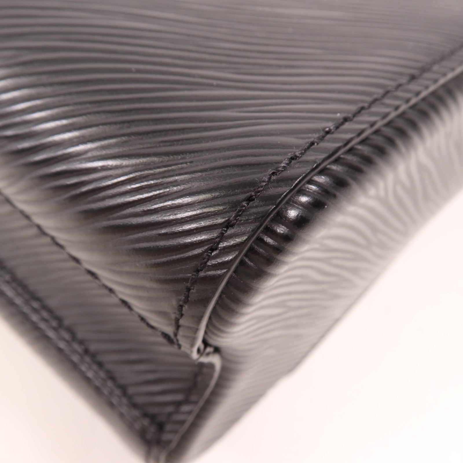 LOUIS VUITTON Epi Twist MM金扣肩背袋