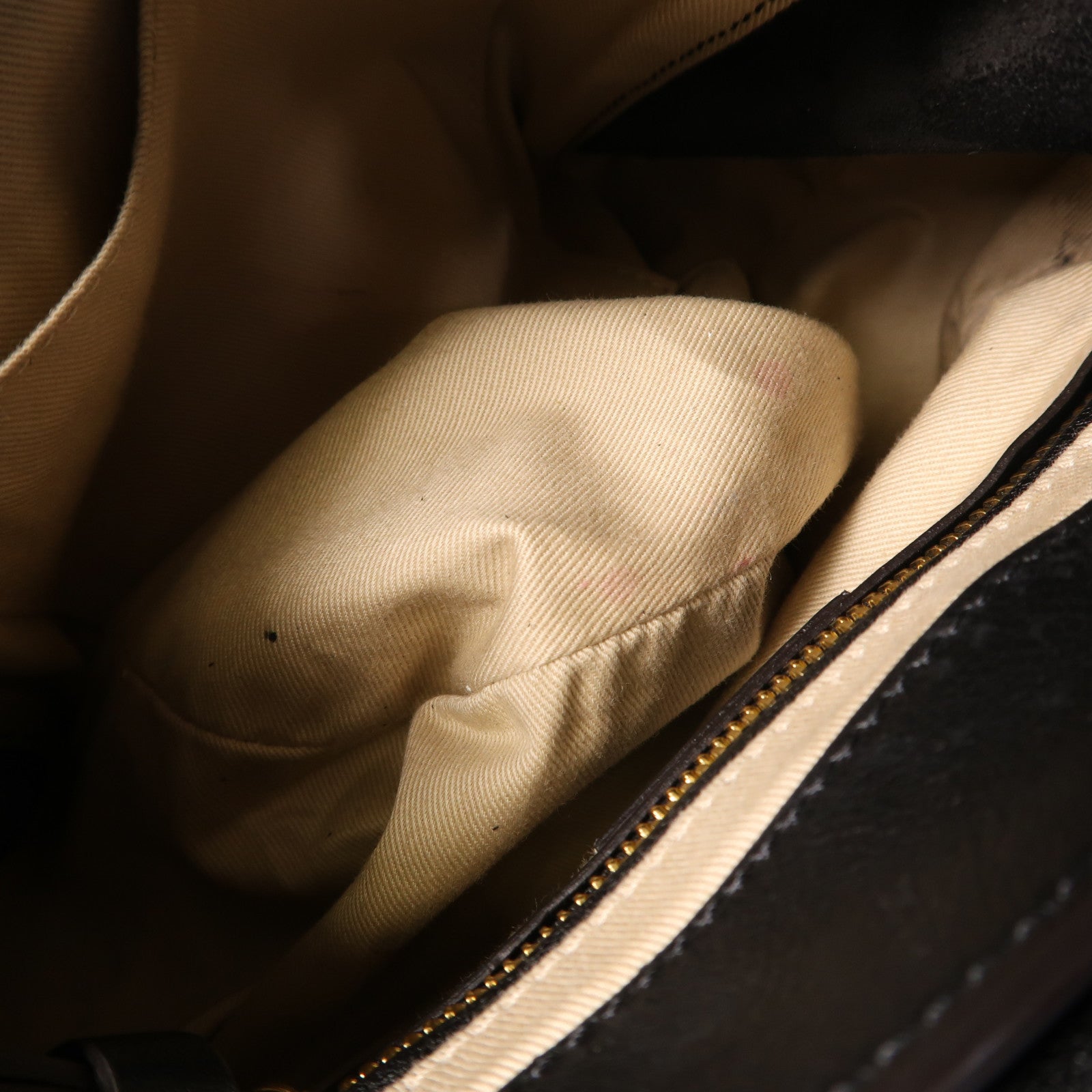 Chloe 牛皮皮革Backpack金扣背包