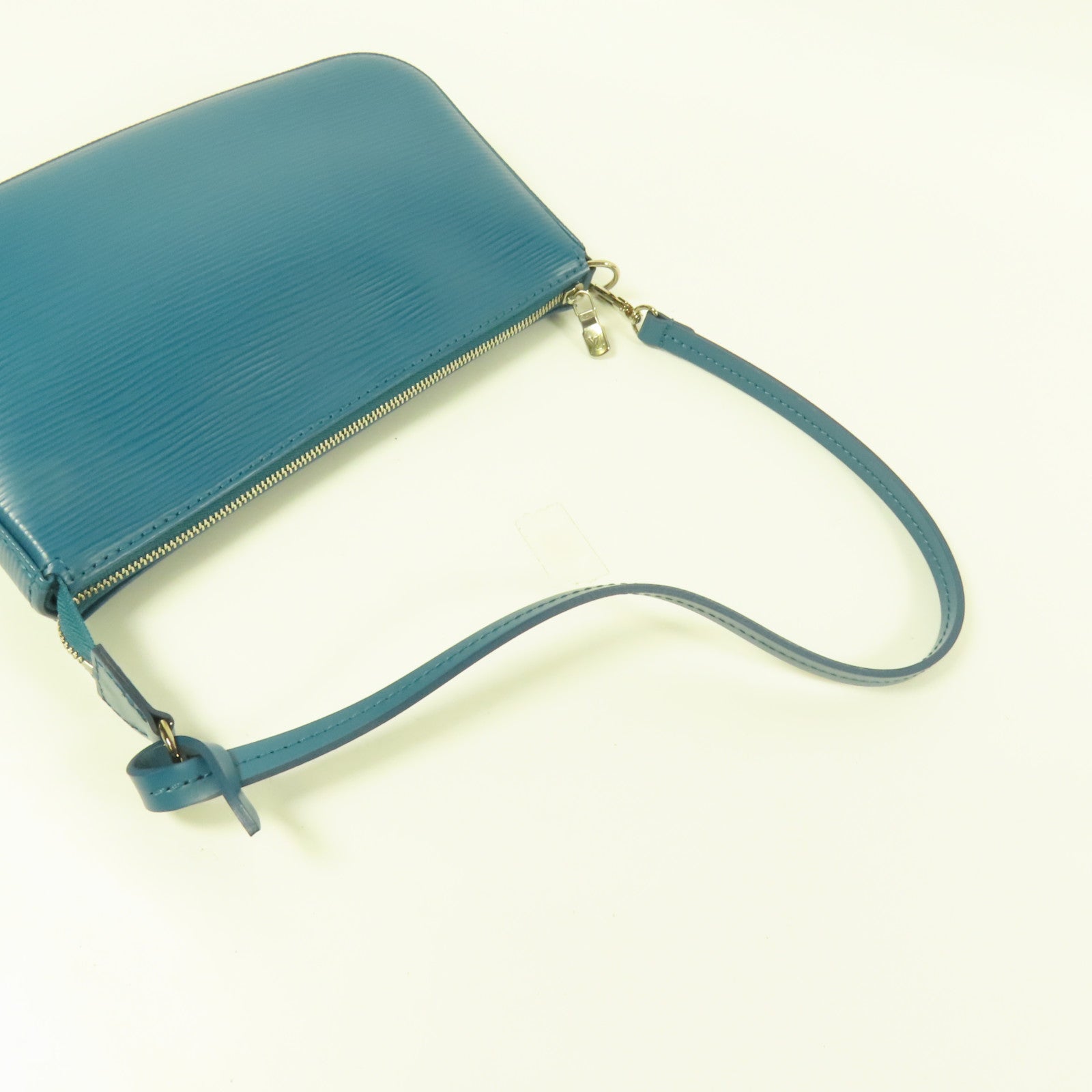 LOUIS VUITTON Epi Pochette Accessories金扣肩背袋