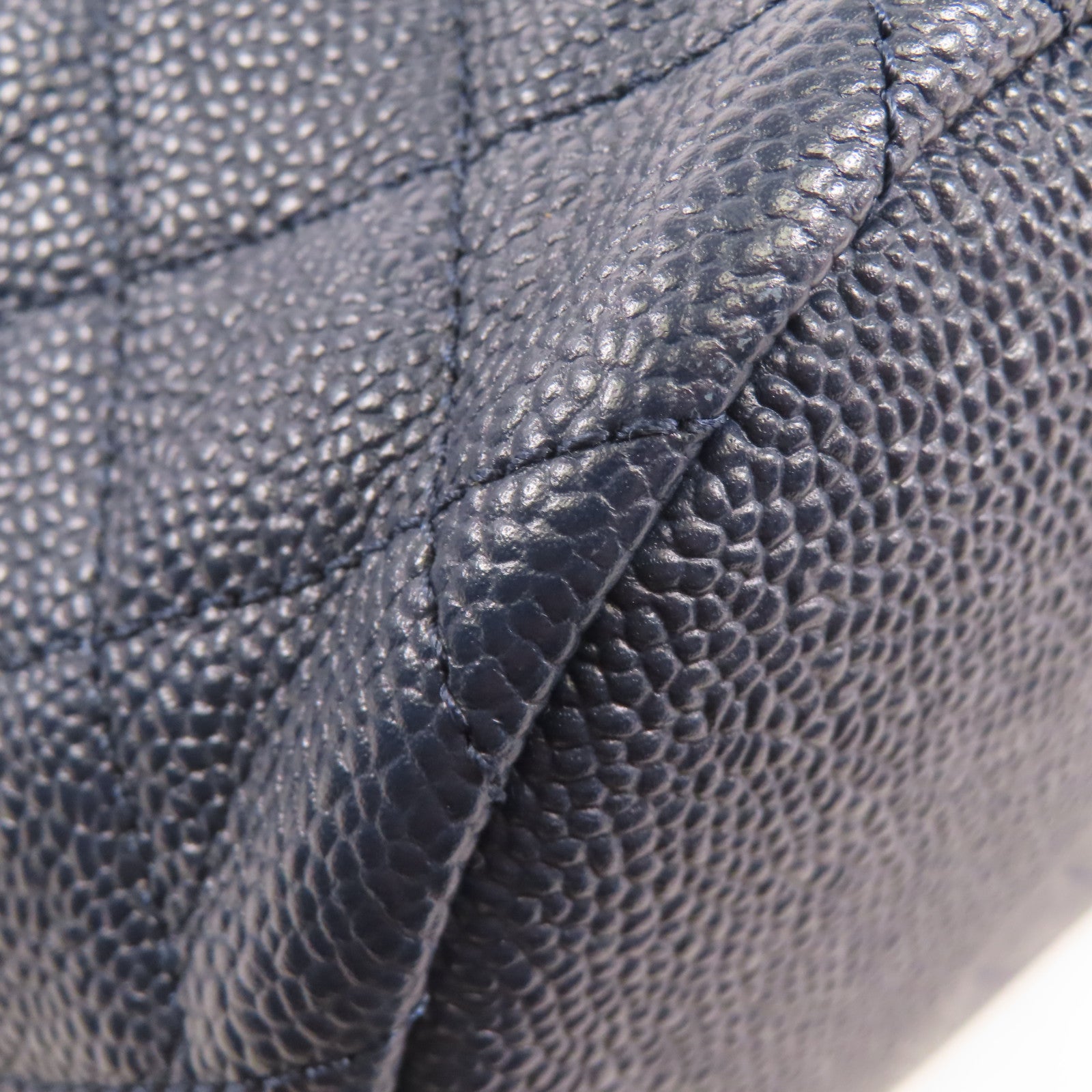 CHANEL CC GHW Filigree Backpack A57090 Calfskin Leather Navy/Black