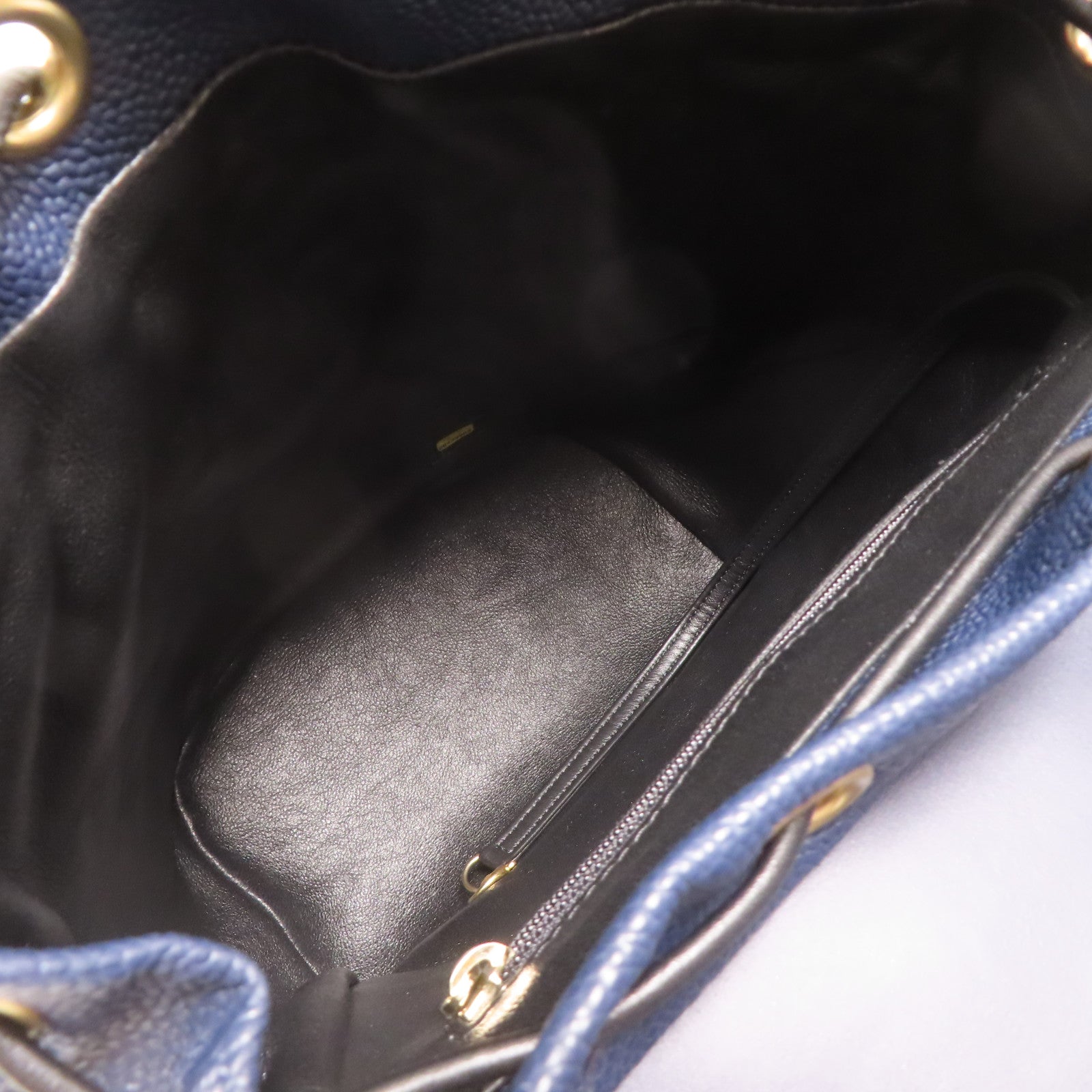 CHANEL CC GHW Filigree Backpack A57090 Calfskin Leather Navy/Black