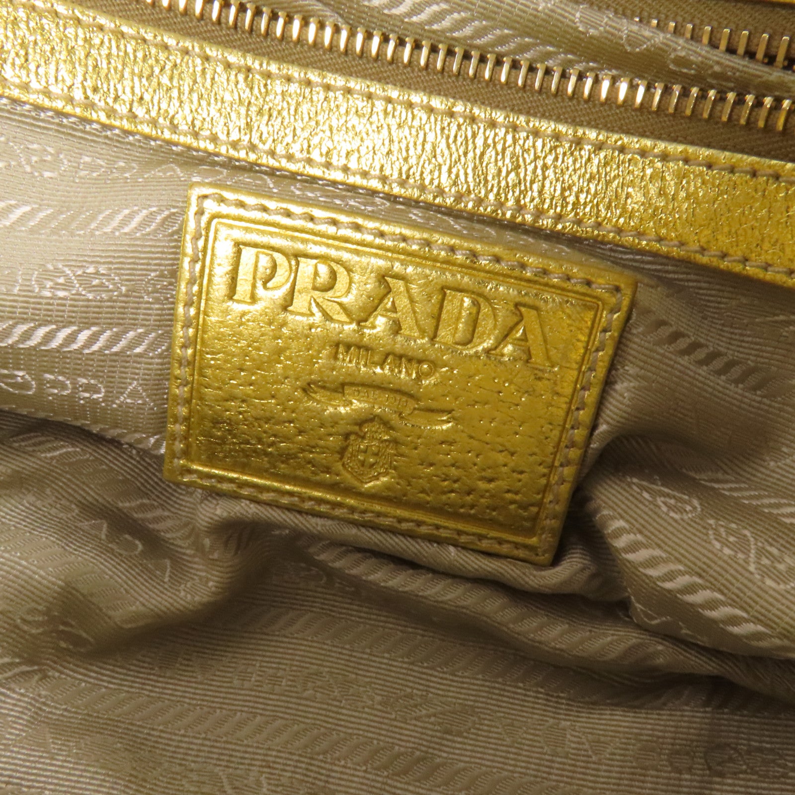 PRADA 牛皮皮革/Rattan Hand Bag金扣手挽袋