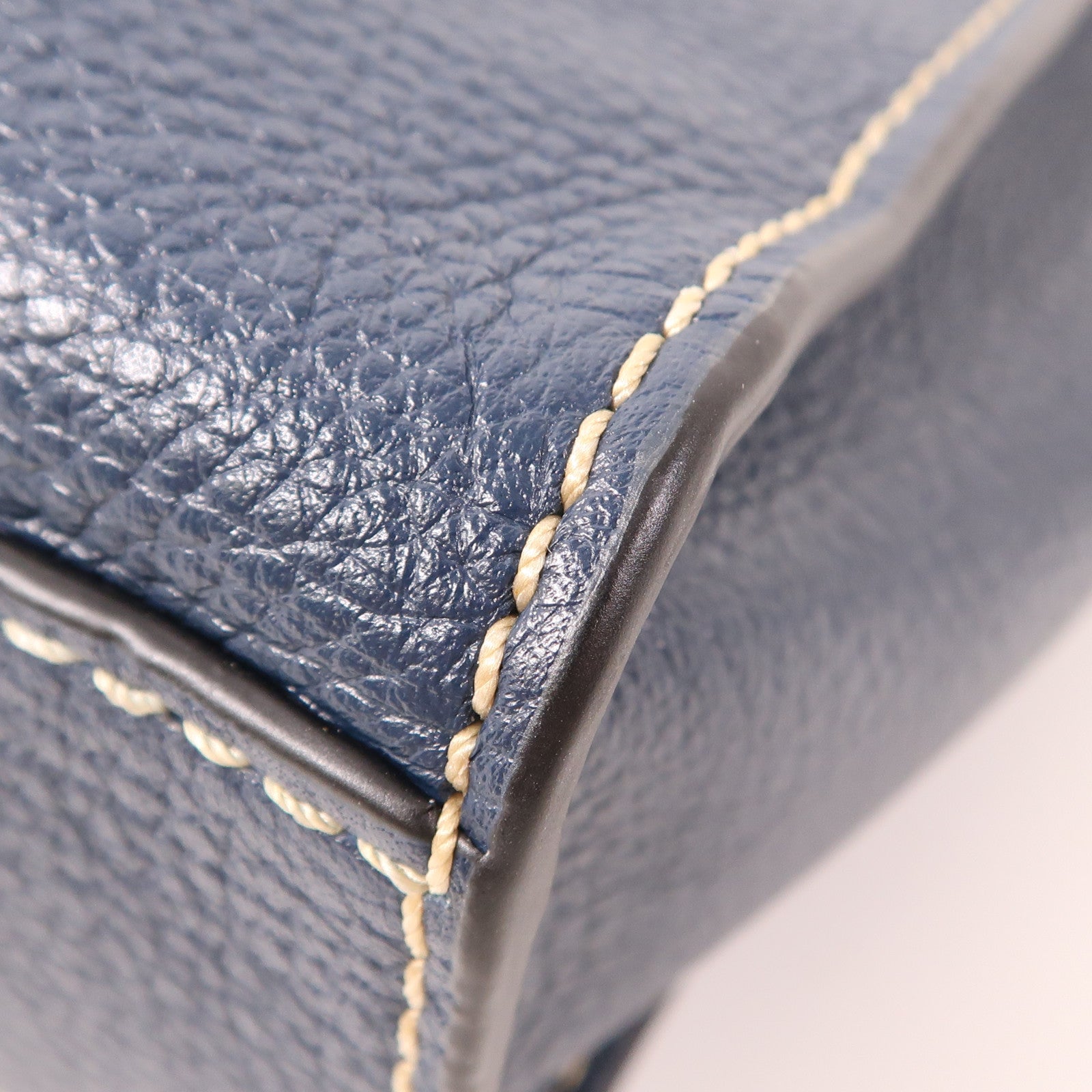 MARC JACOBS 牛皮皮革Shoulder Bag金扣手挽肩背兩用袋