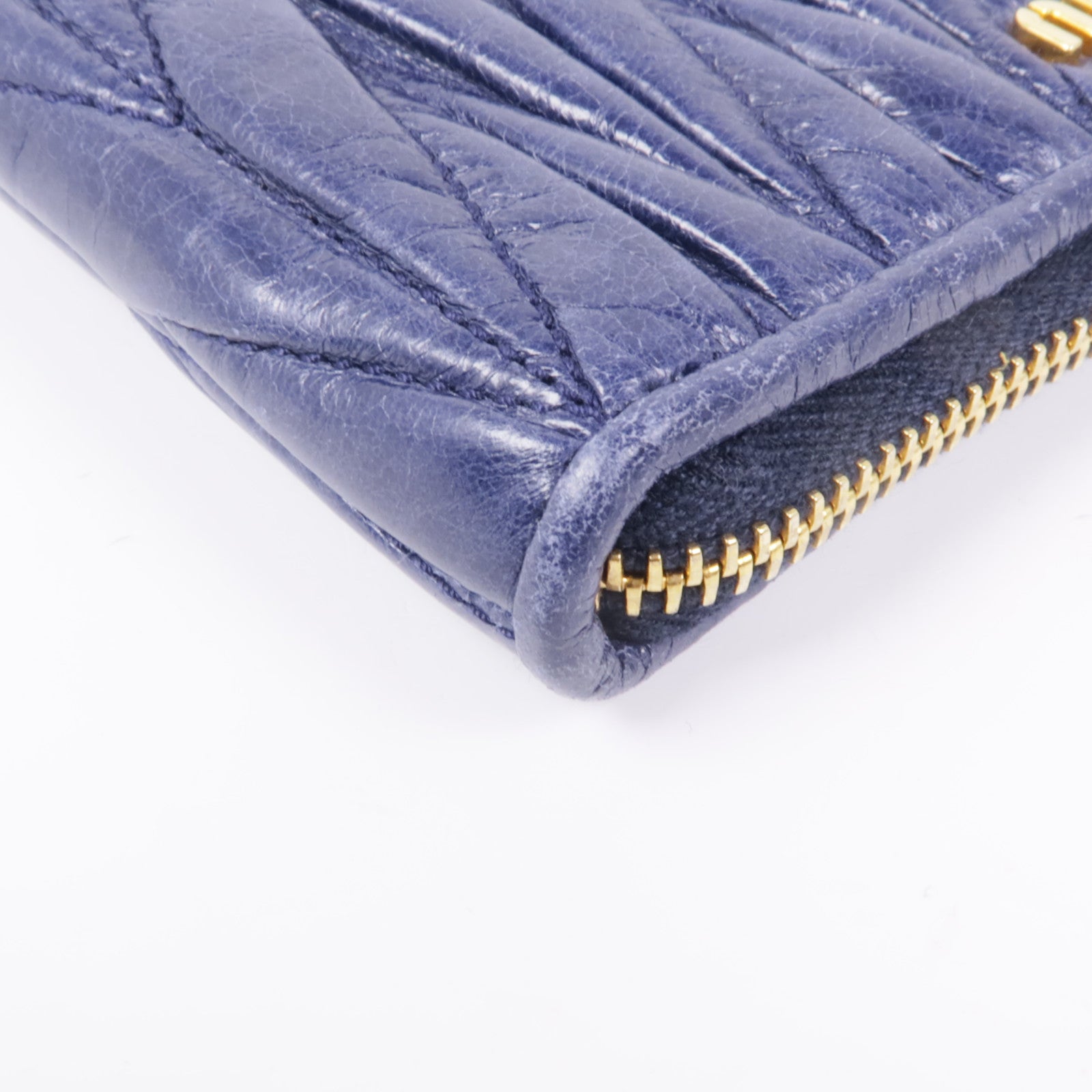 Miu Miu 牛皮皮革Card Case金扣卡片套