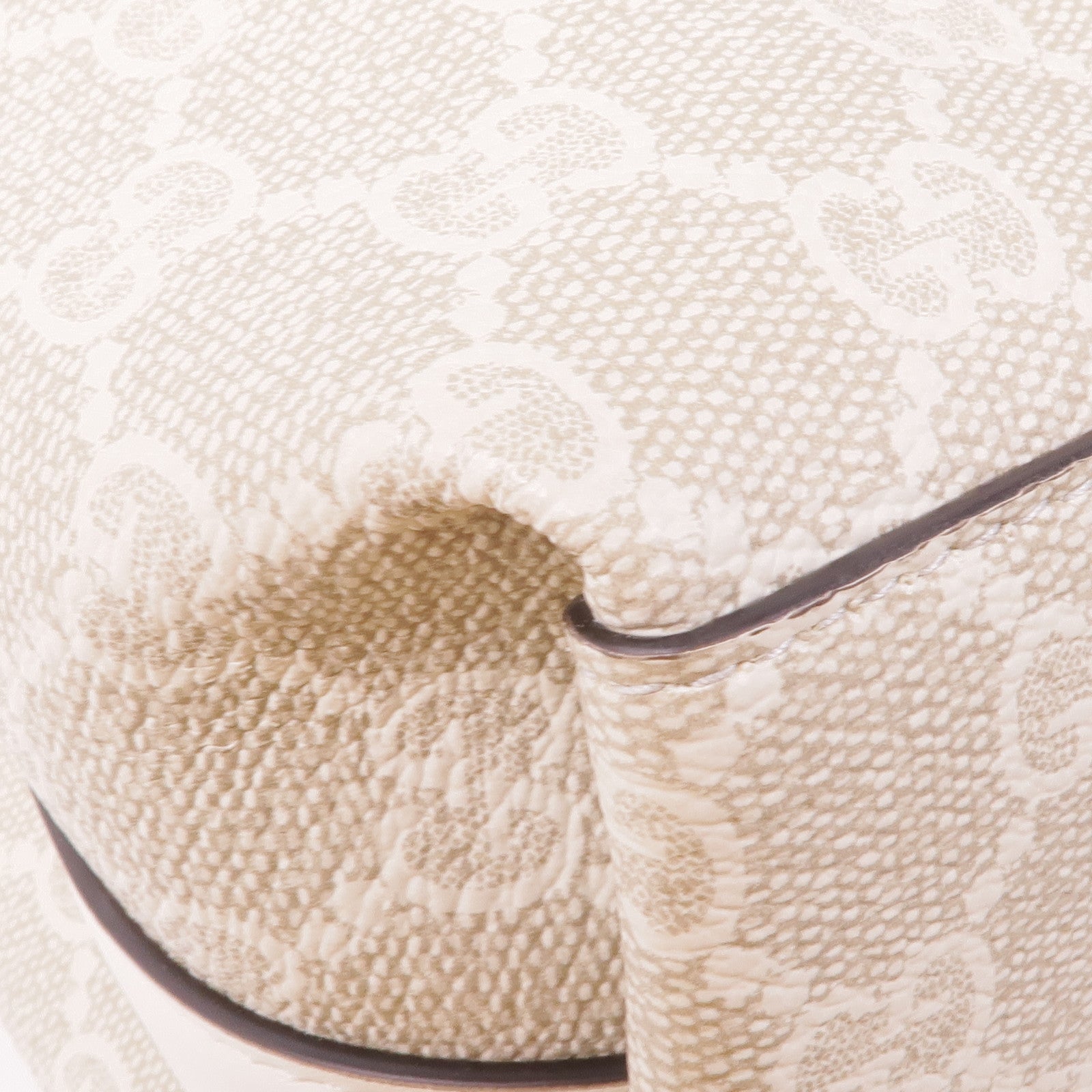 GUCCI 塗層帆布GG Emblem Small Bucket金扣手挽肩背兩用袋