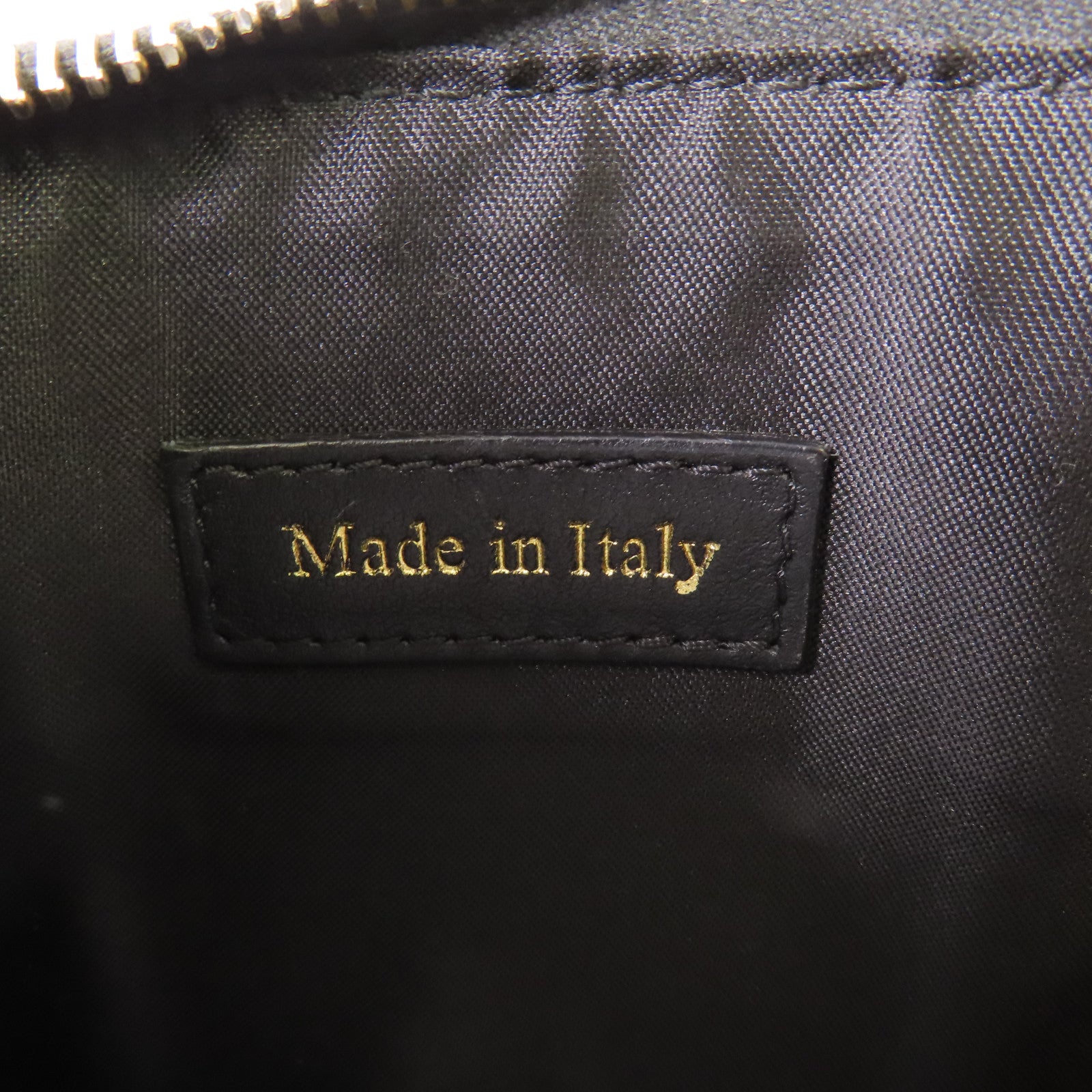 MOSCHINO 塗層帆布Pouch金扣手拿包