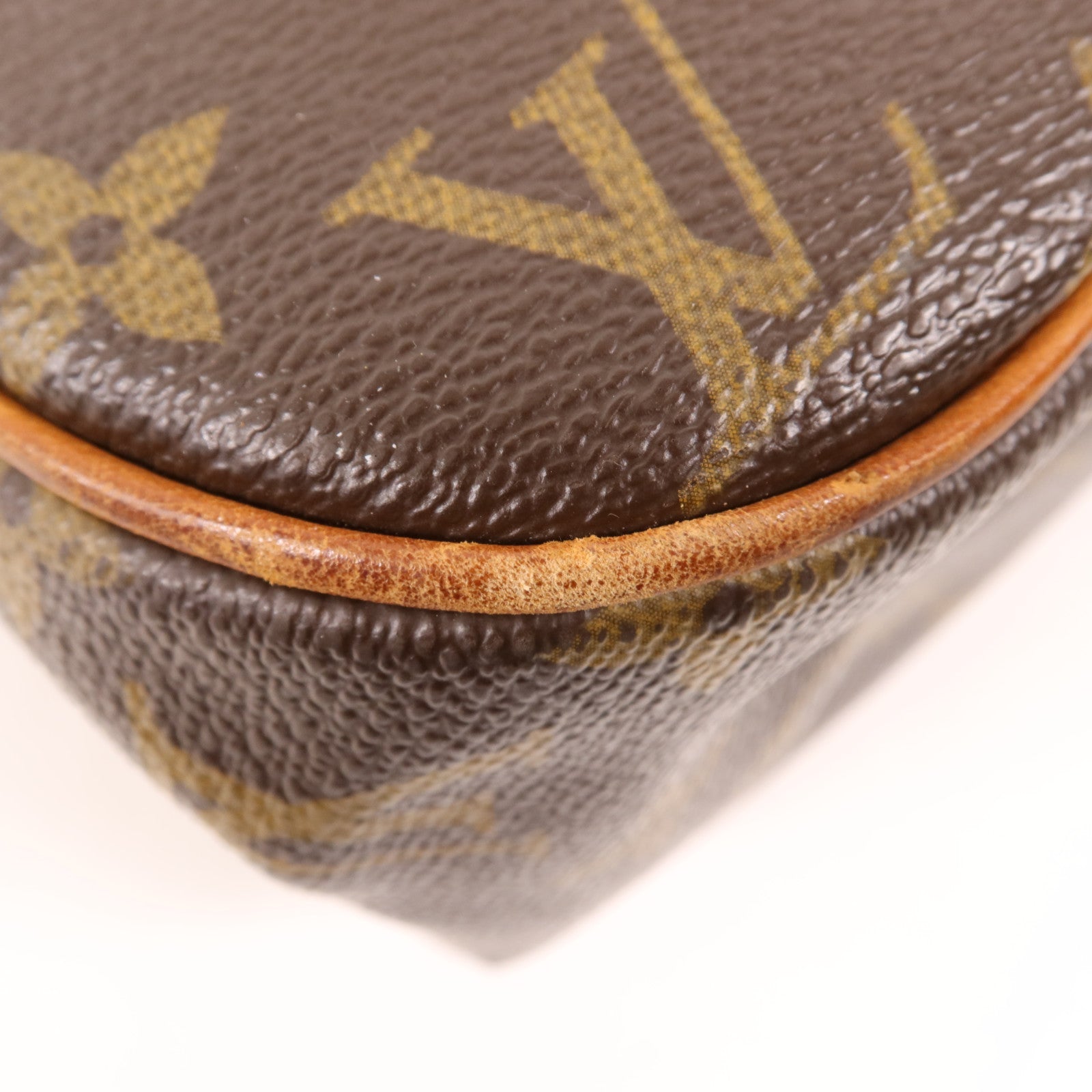 LOUIS VUITTON Monogram Batignolles Horizontal金扣肩背袋