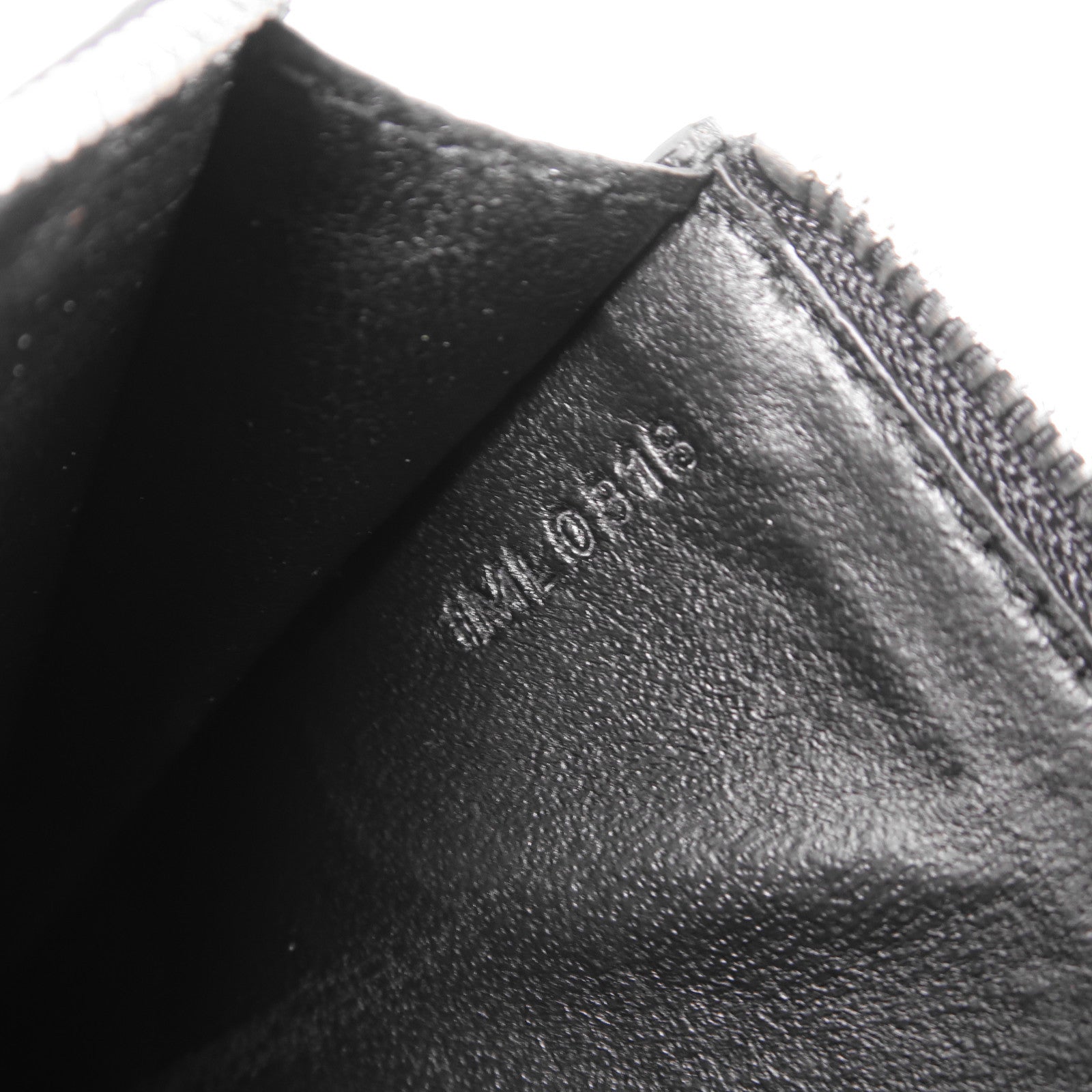 Dunhill 皮革Pouch銀扣手拿包