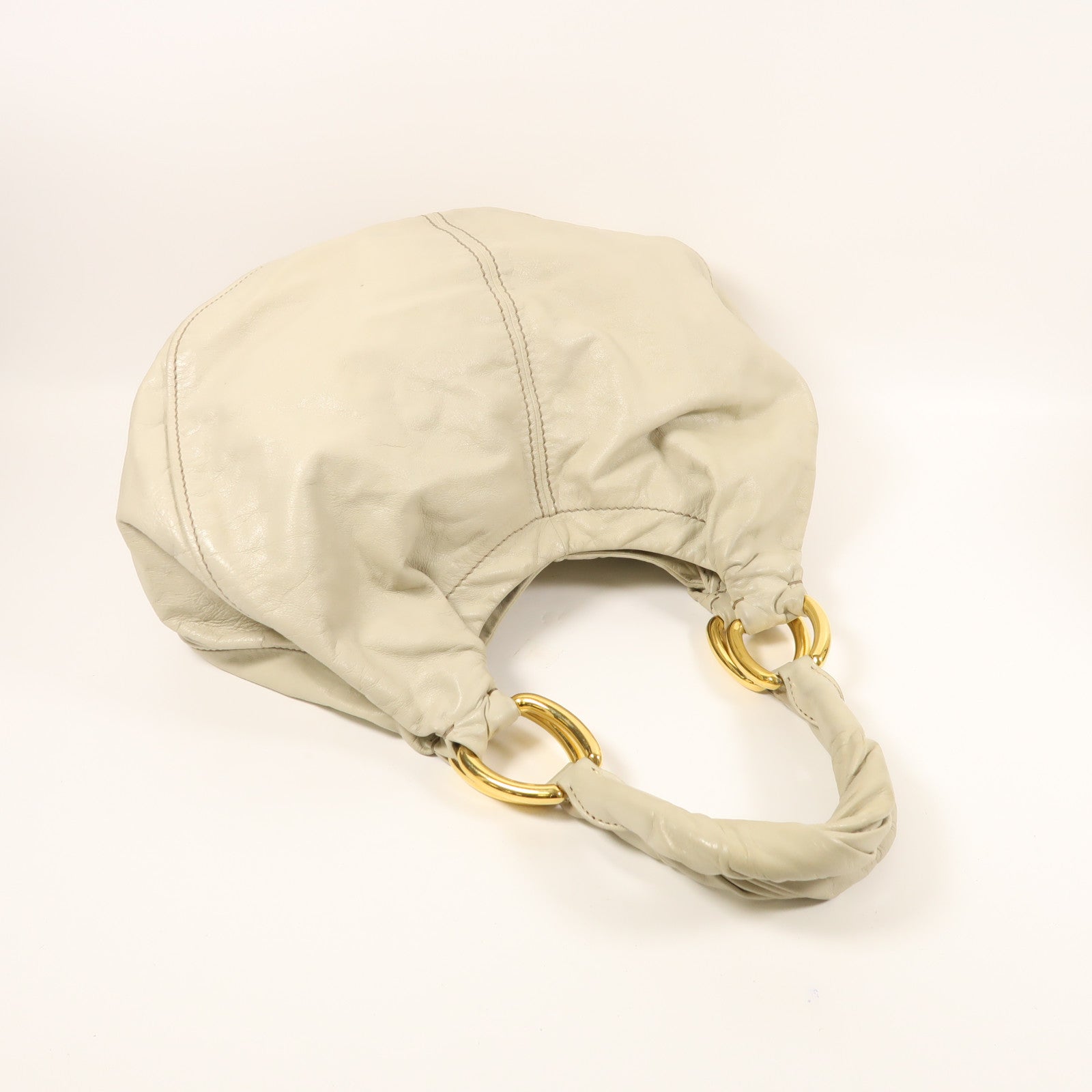 Miu Miu 牛皮皮革Shoulder Bag金扣肩背袋