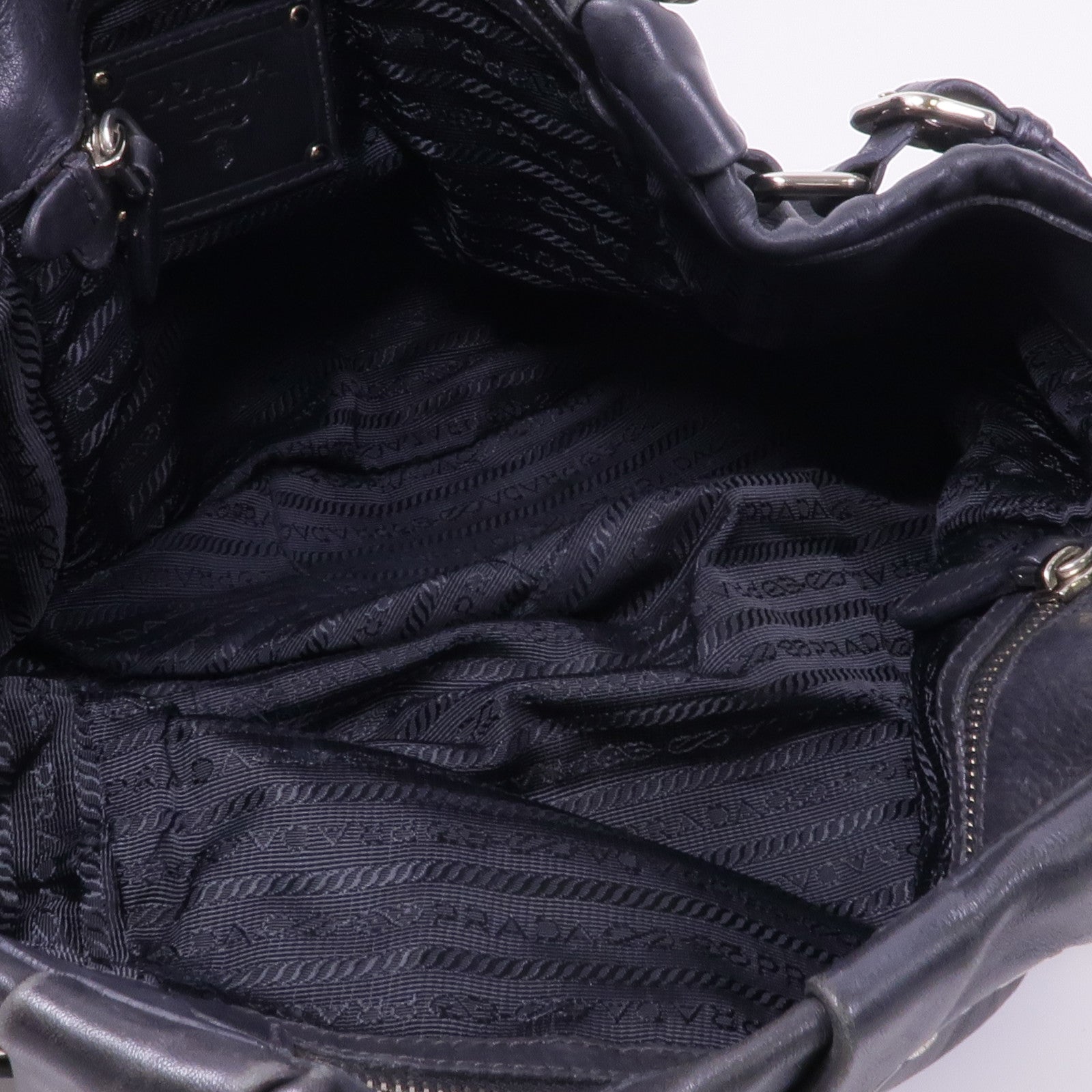 PRADA 牛皮皮革Shoulder Bag銀扣肩背袋