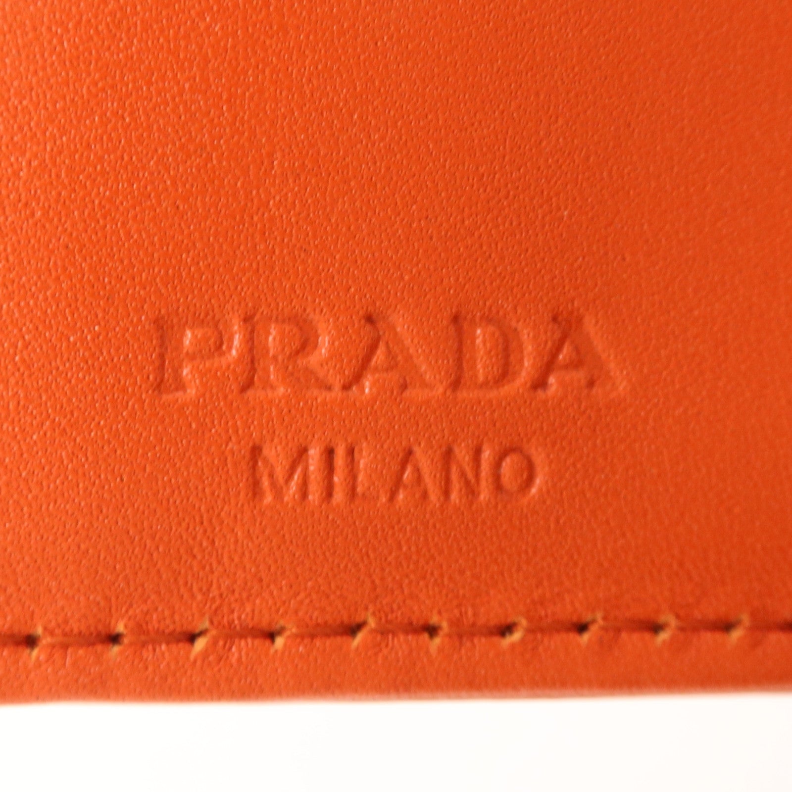 PRADA 牛皮皮革Wallet銀扣錢包