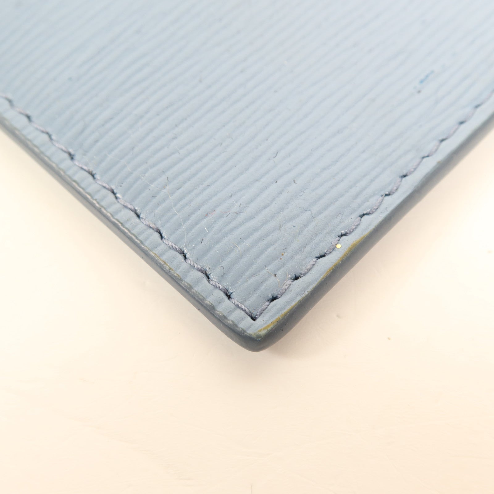 PRADA 牛皮皮革Card Case金扣卡片套