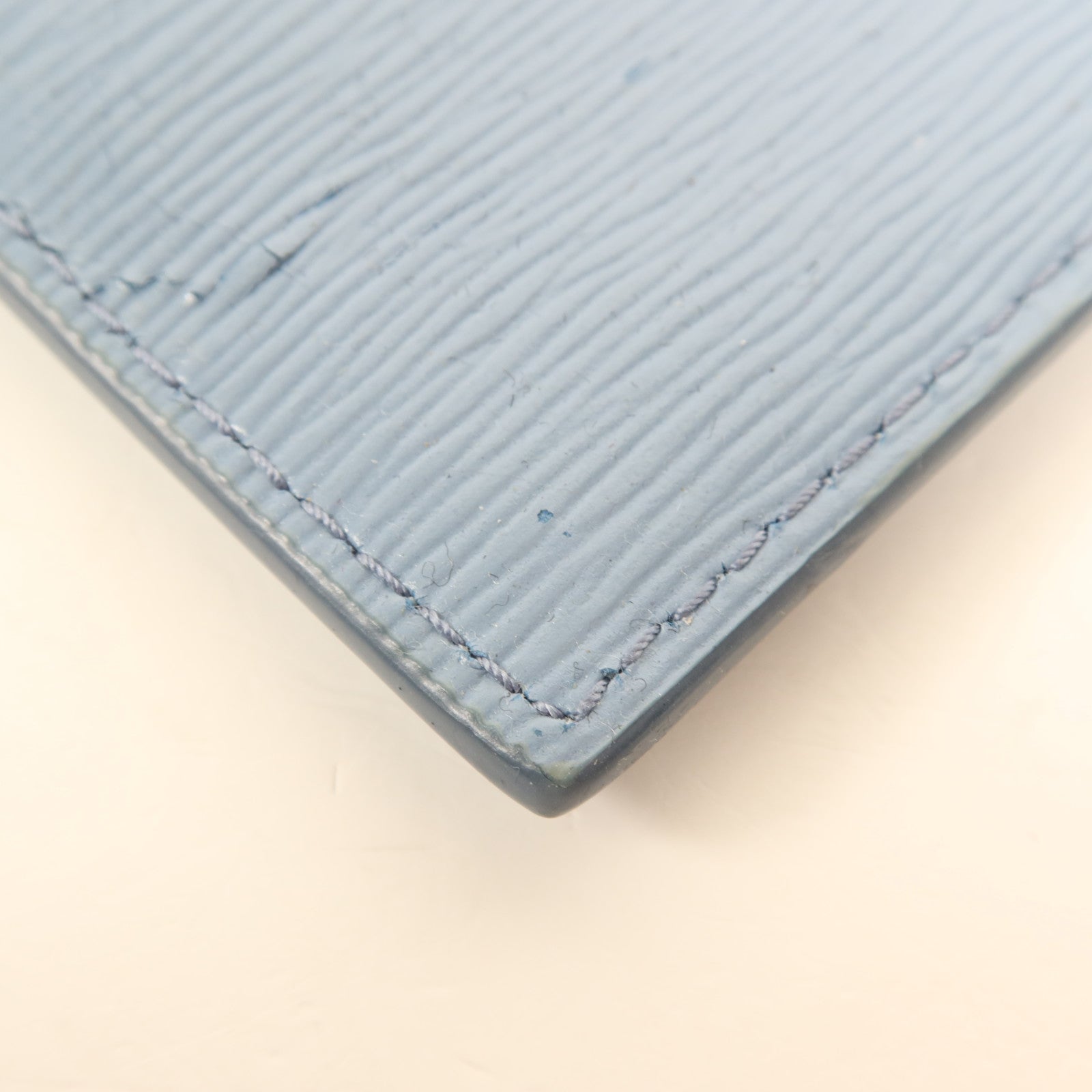 PRADA 牛皮皮革Card Case金扣卡片套