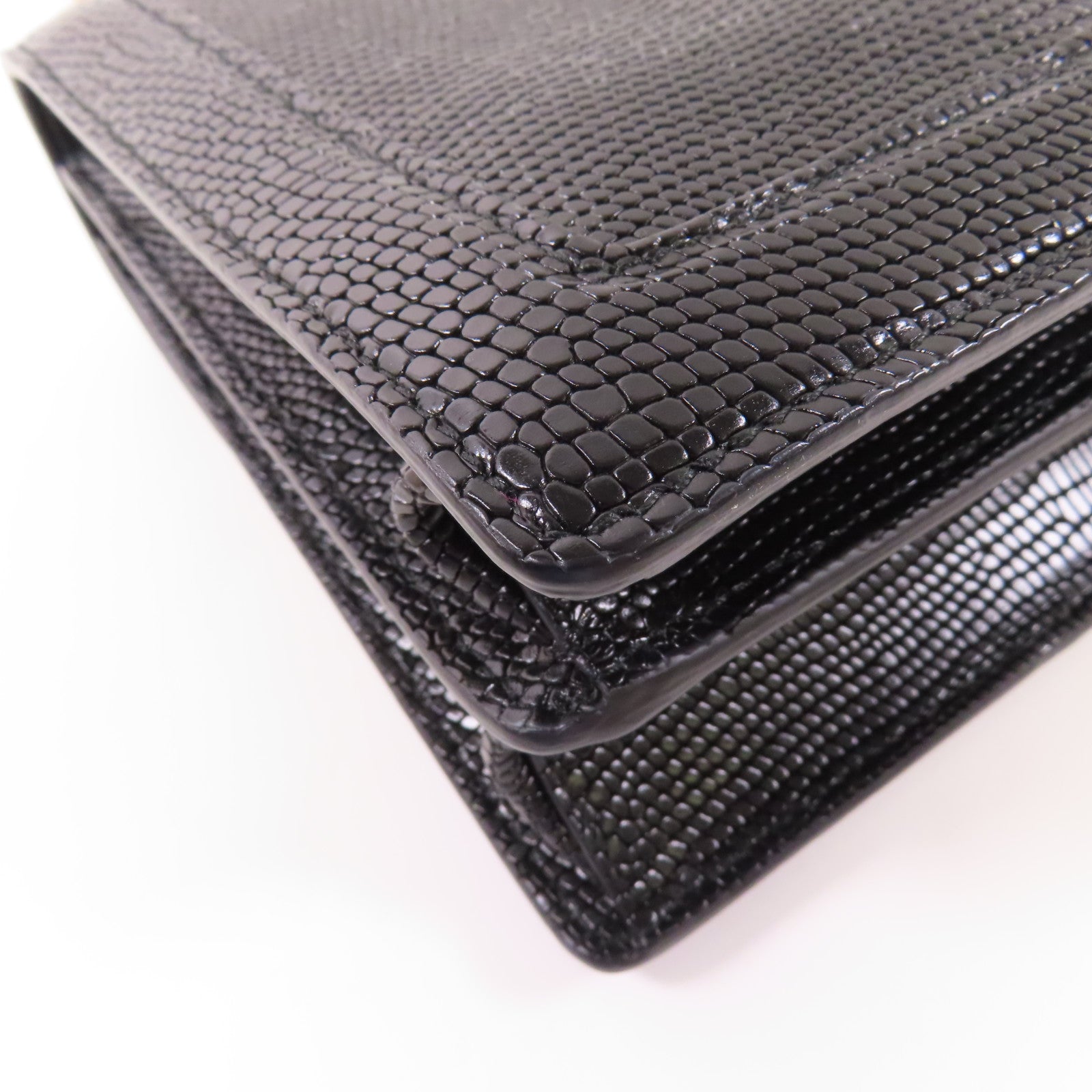 Miu Miu 皮革Embossed金扣鏈帶手挽肩背兩用袋