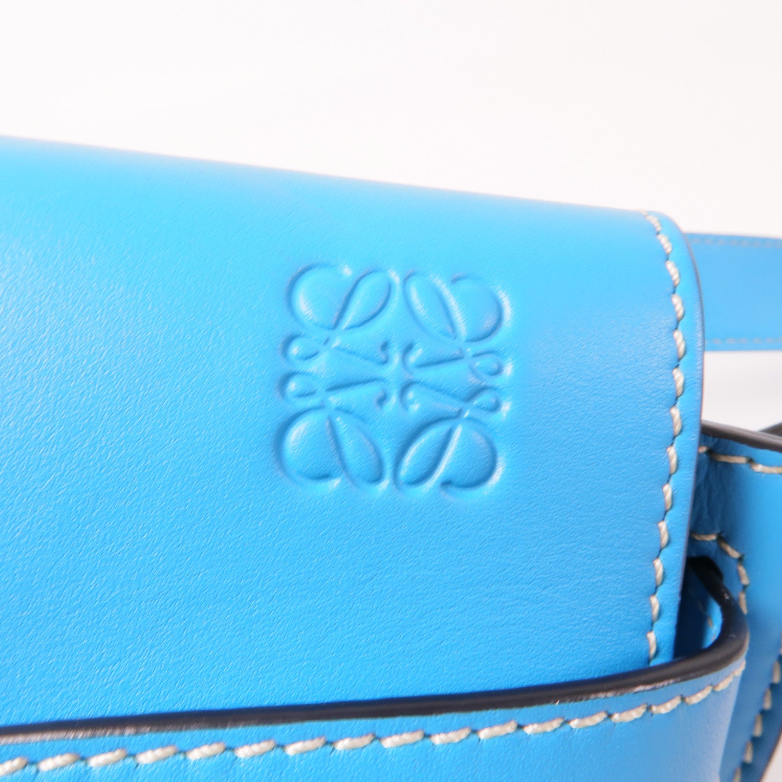 LOEWE 牛皮皮革Gate Bumbag銀扣腰包