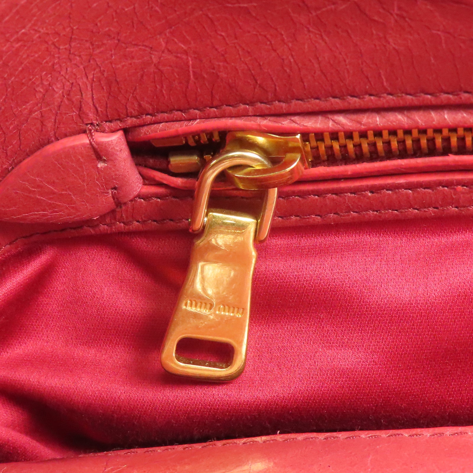 Miu Miu 牛皮皮革2 Way Shoulder金扣手挽肩背兩用袋