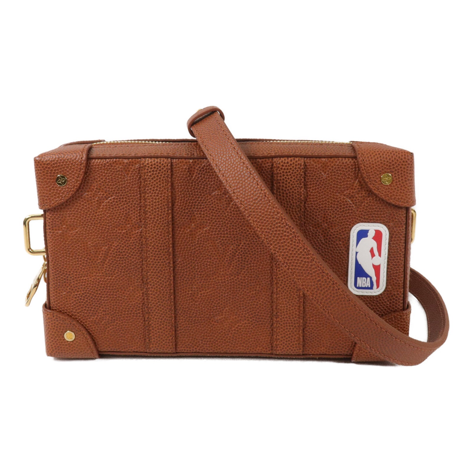 LOUIS VUITTON Monogram Taurillon LVxNBA Soft Trunk Wearable肩背袋