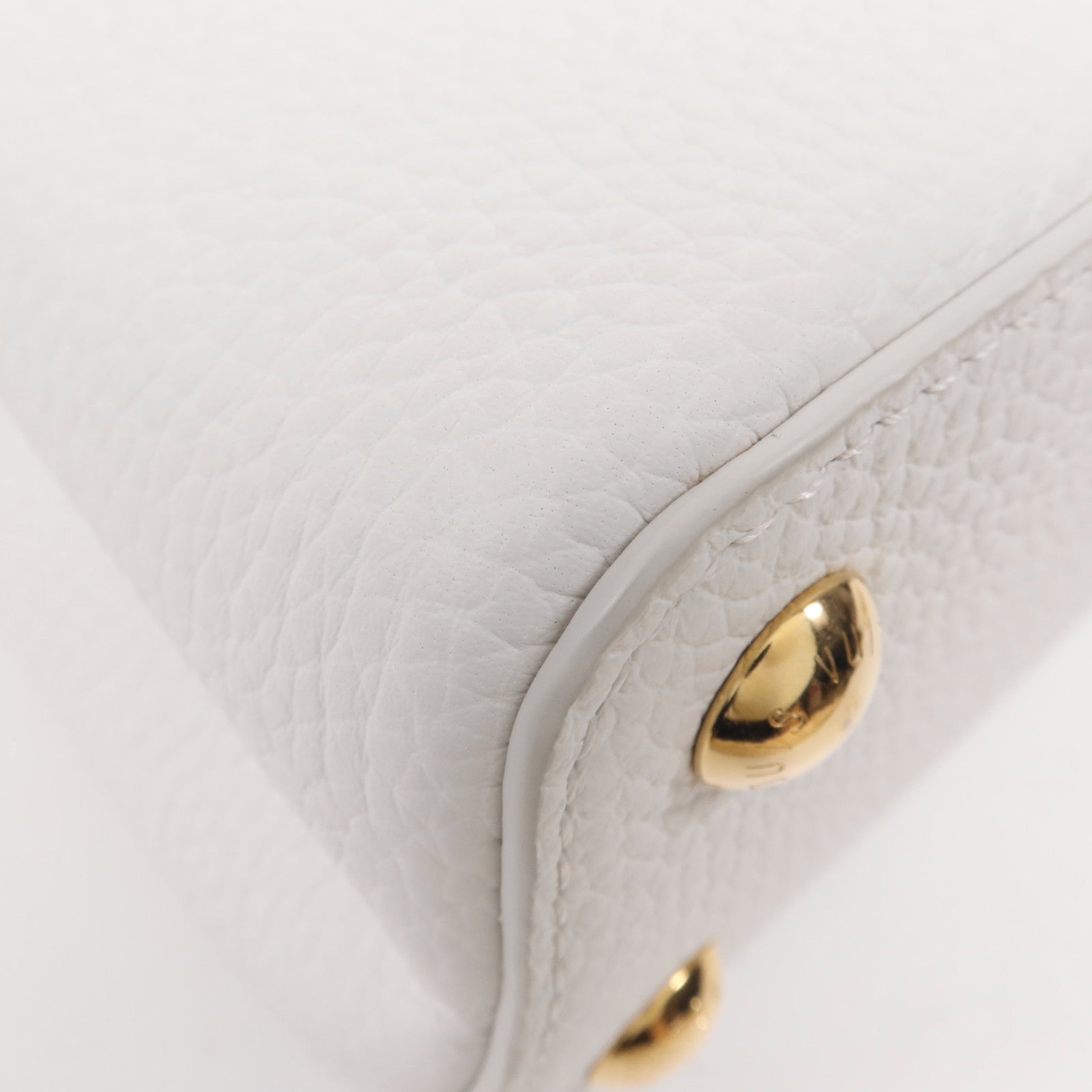 LOUIS VUITTON 牛皮皮革Capucines BB金扣手挽肩背兩用袋