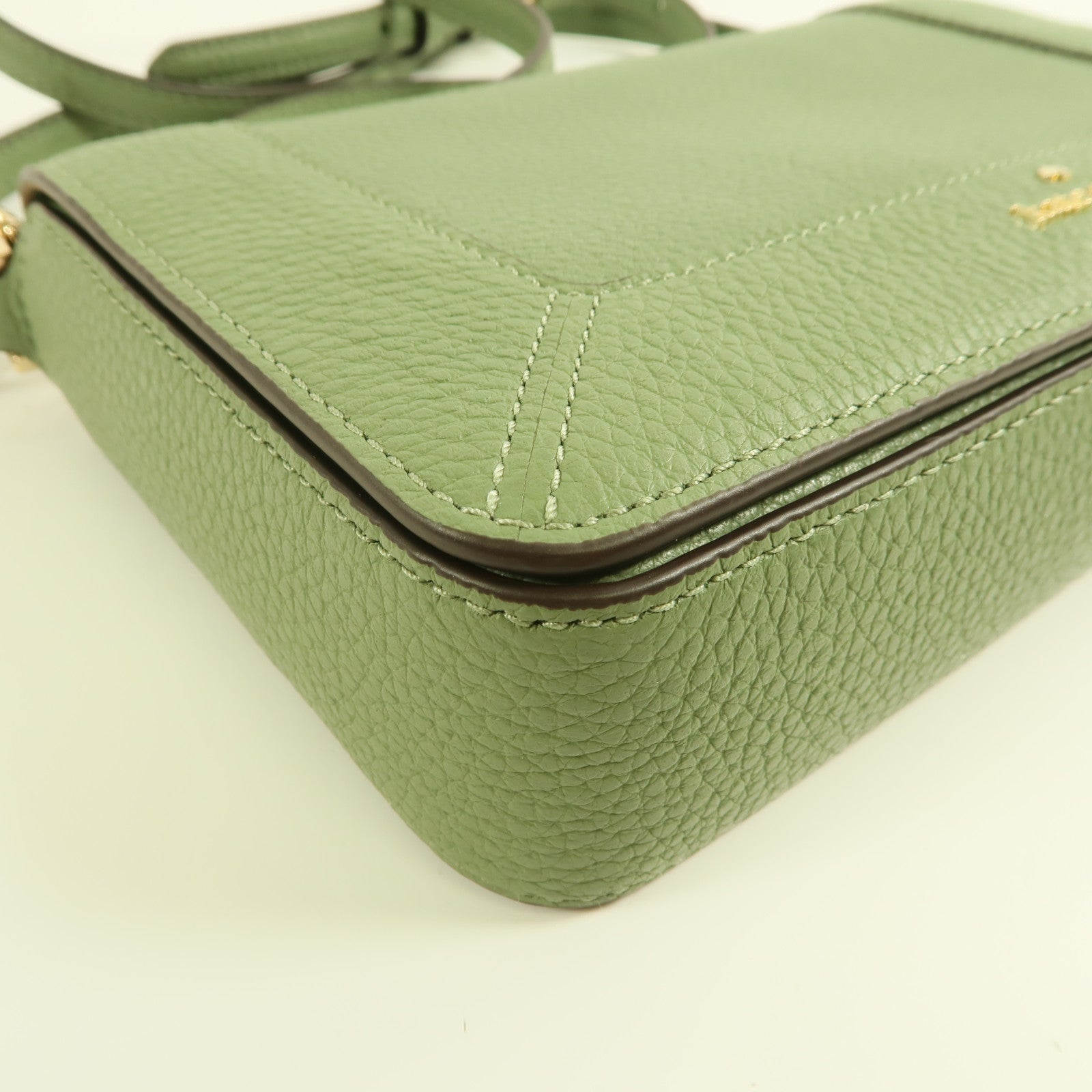 Kate Spade 牛皮皮革Shoulder Bag金扣肩背袋