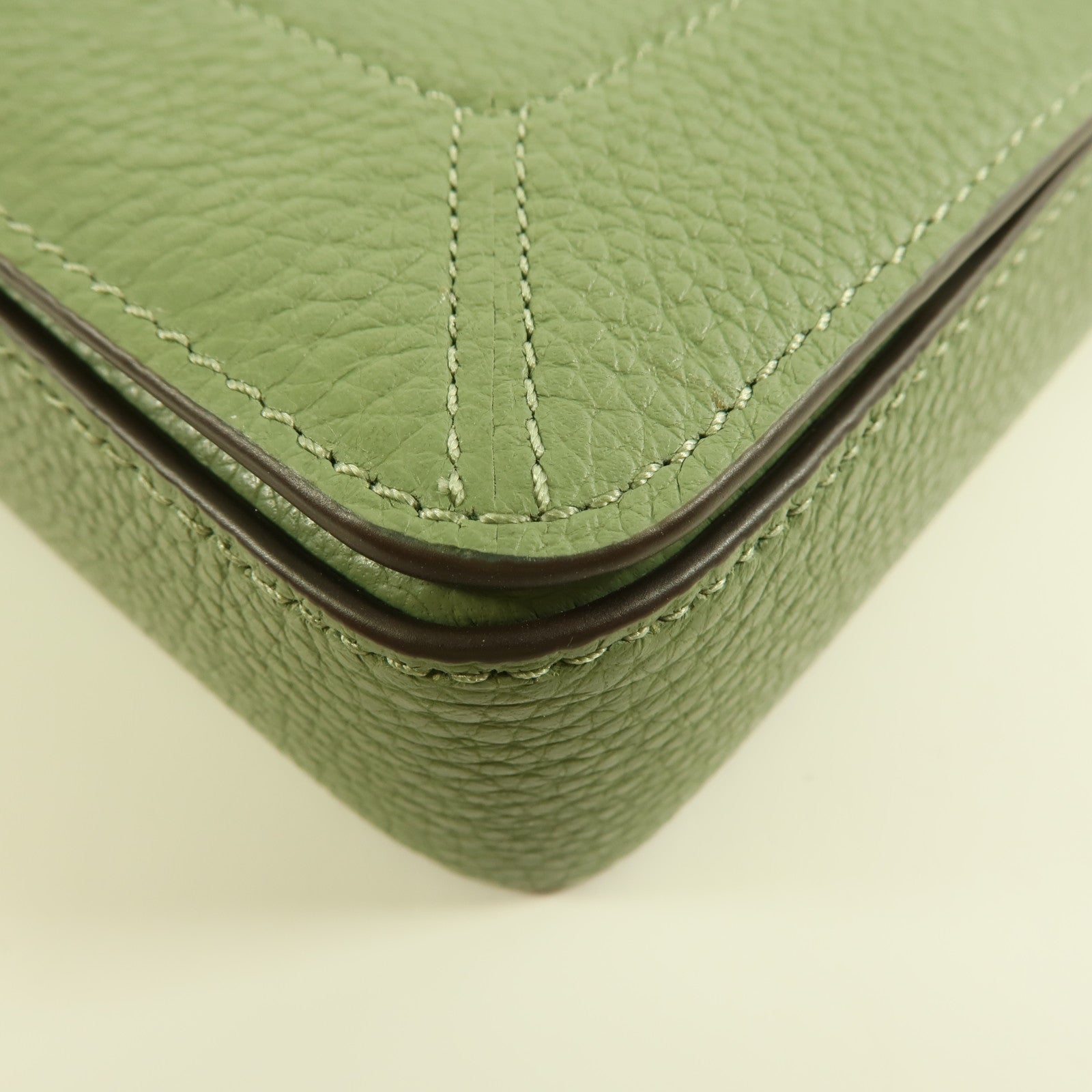 Kate Spade 牛皮皮革Shoulder Bag金扣肩背袋