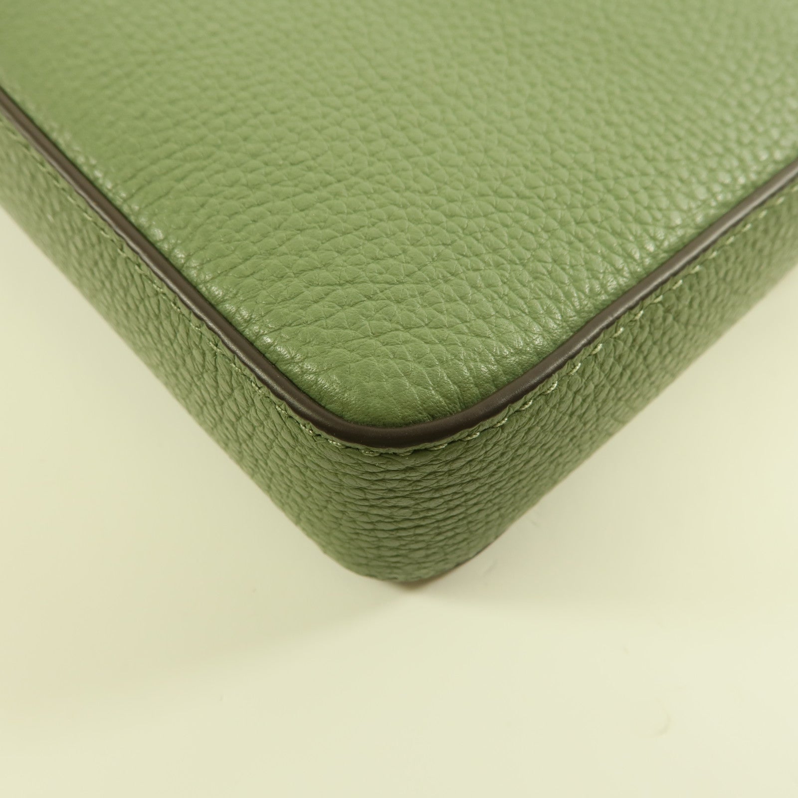 Kate Spade 牛皮皮革Shoulder Bag金扣肩背袋