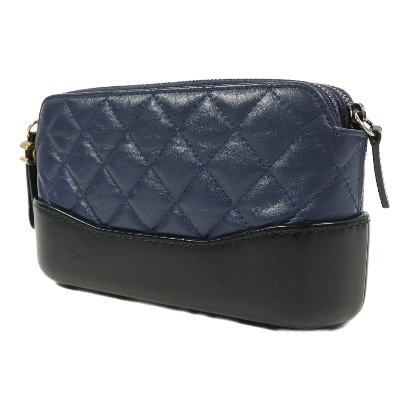 CHANEL 牛皮皮革Gabrielle Wallet On Chain鏈帶肩背袋