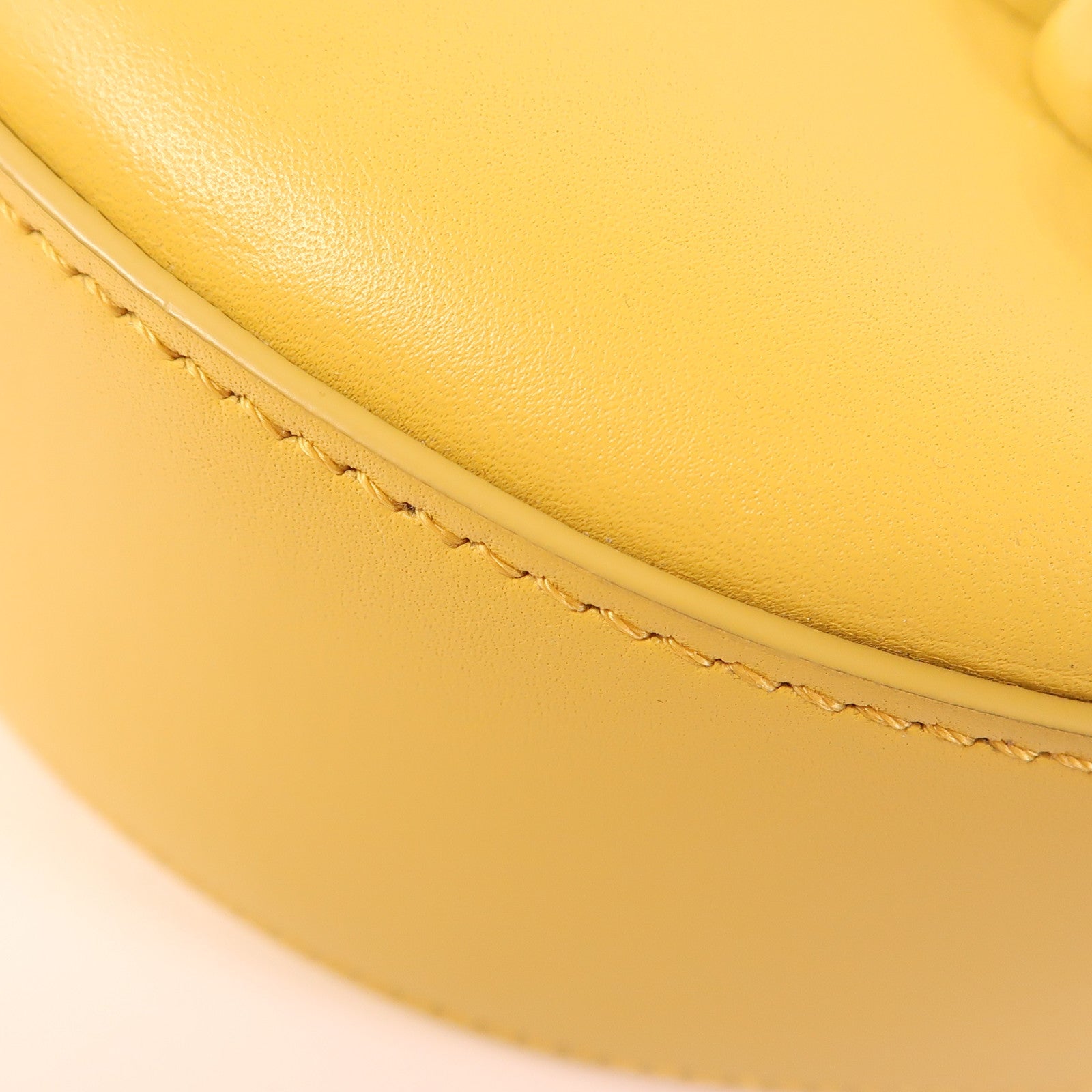 LOEWE 牛皮皮革Luna Hobo Bag金扣肩背袋